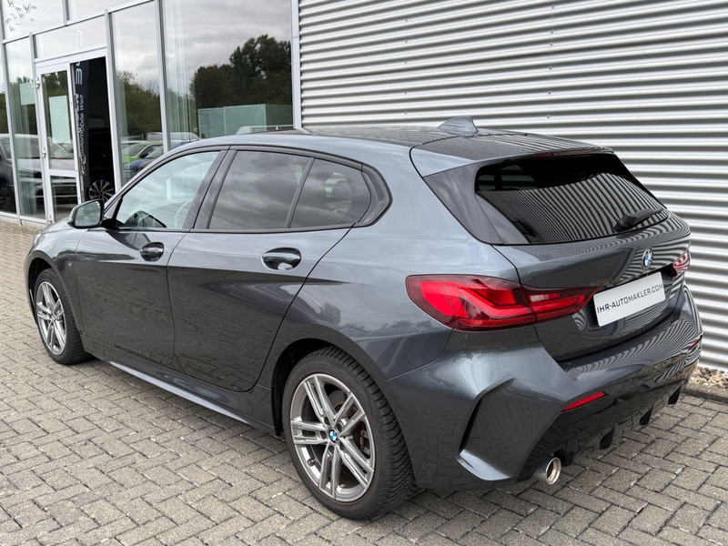 BMW 118 i M Sport AHK LED Teilleder — photo 4