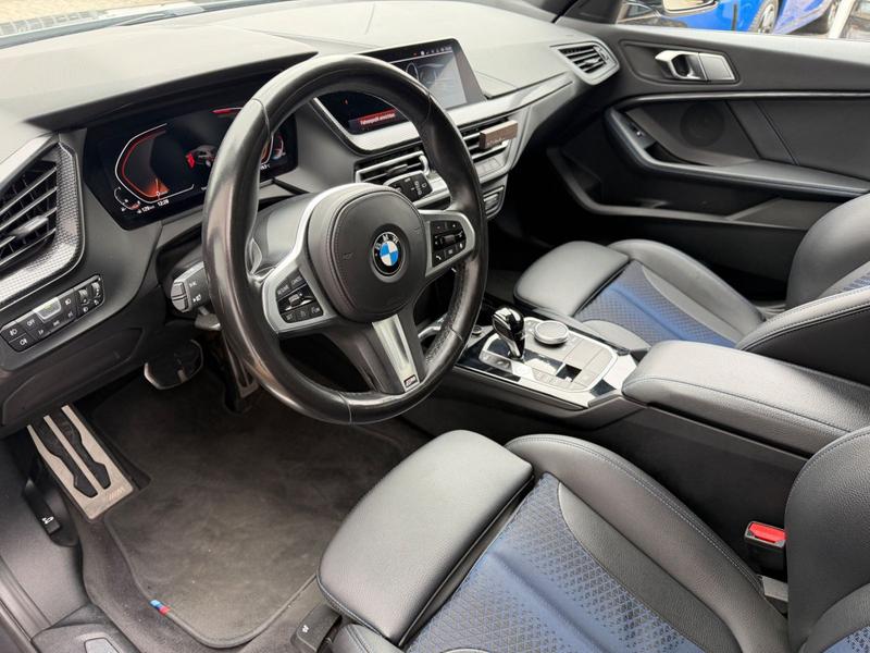 BMW 118 i M Sport AHK LED Teilleder — photo 9