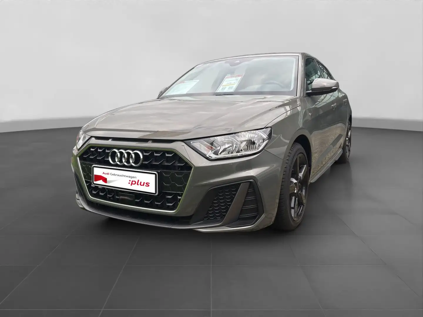Audi A1 25 TFSI S LINE LM17 SITZHZ PDC VIRT Grau - 2