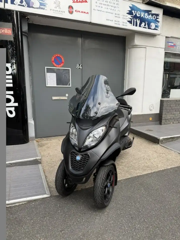 Piaggio MP3 500