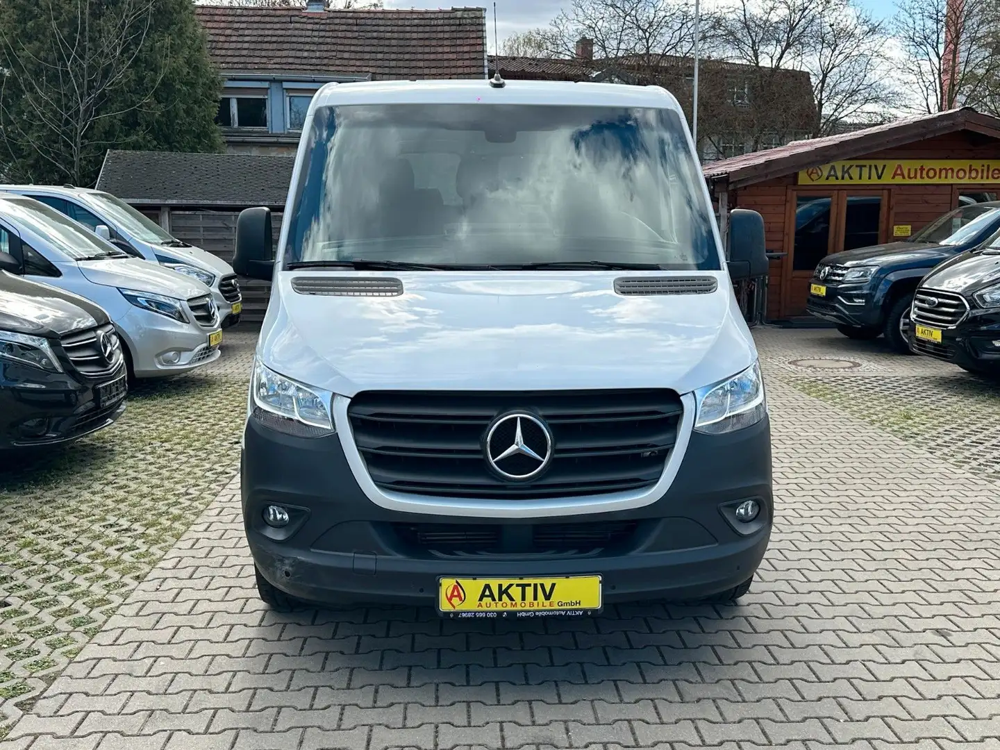 Mercedes-Benz Sprinter III 211 CDI Tourer *9 Sitzer*Motor Neu! Weiß - 2