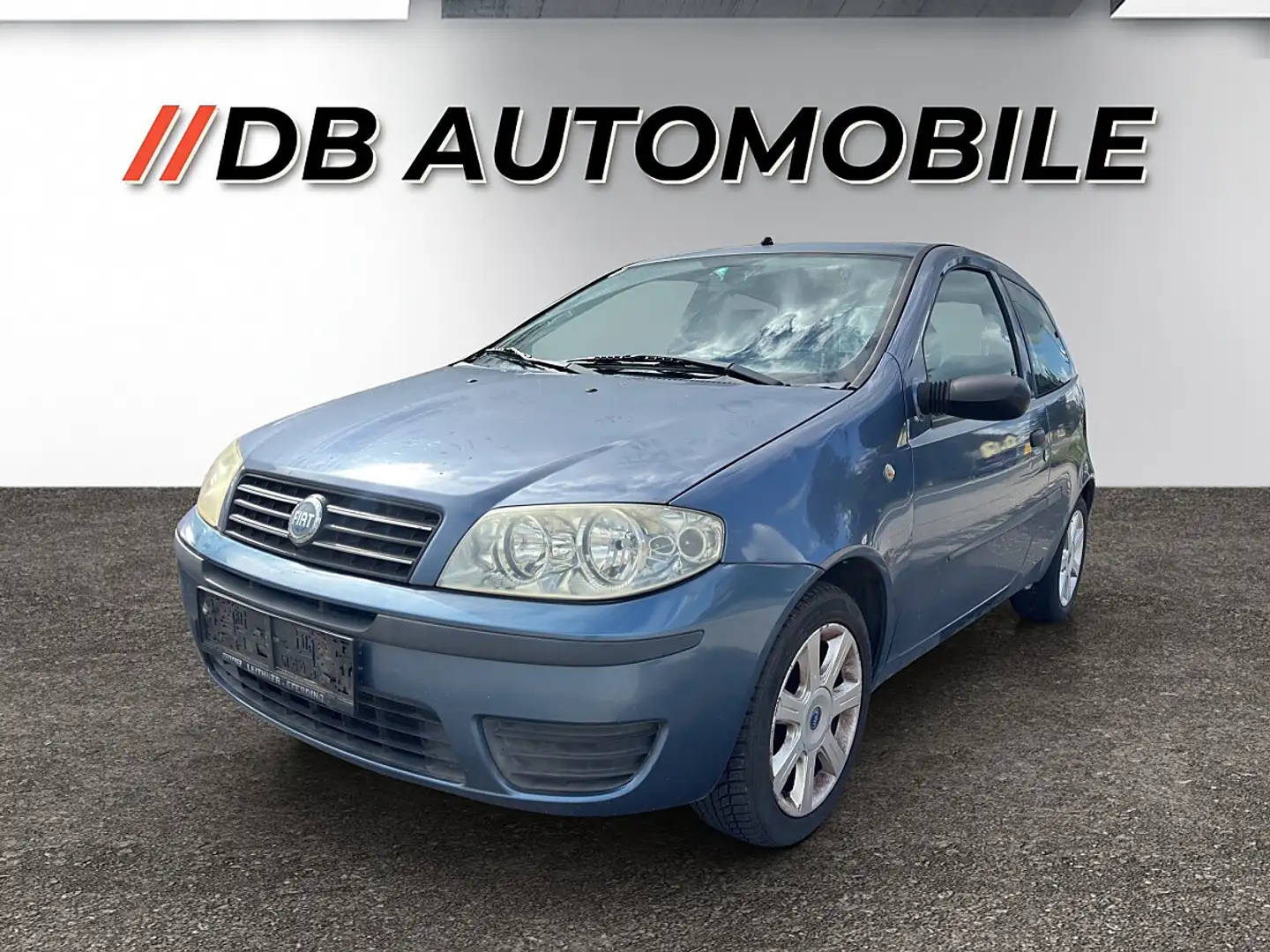 Fiat Punto 1,2 Dynamic Blau - 1