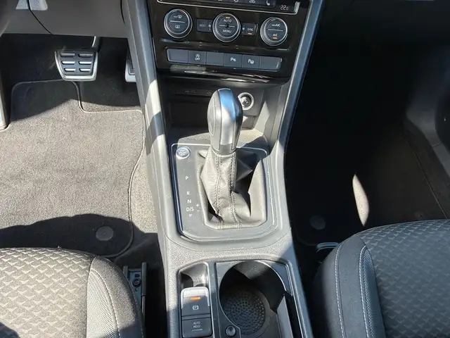 Volkswagen Touran view 9