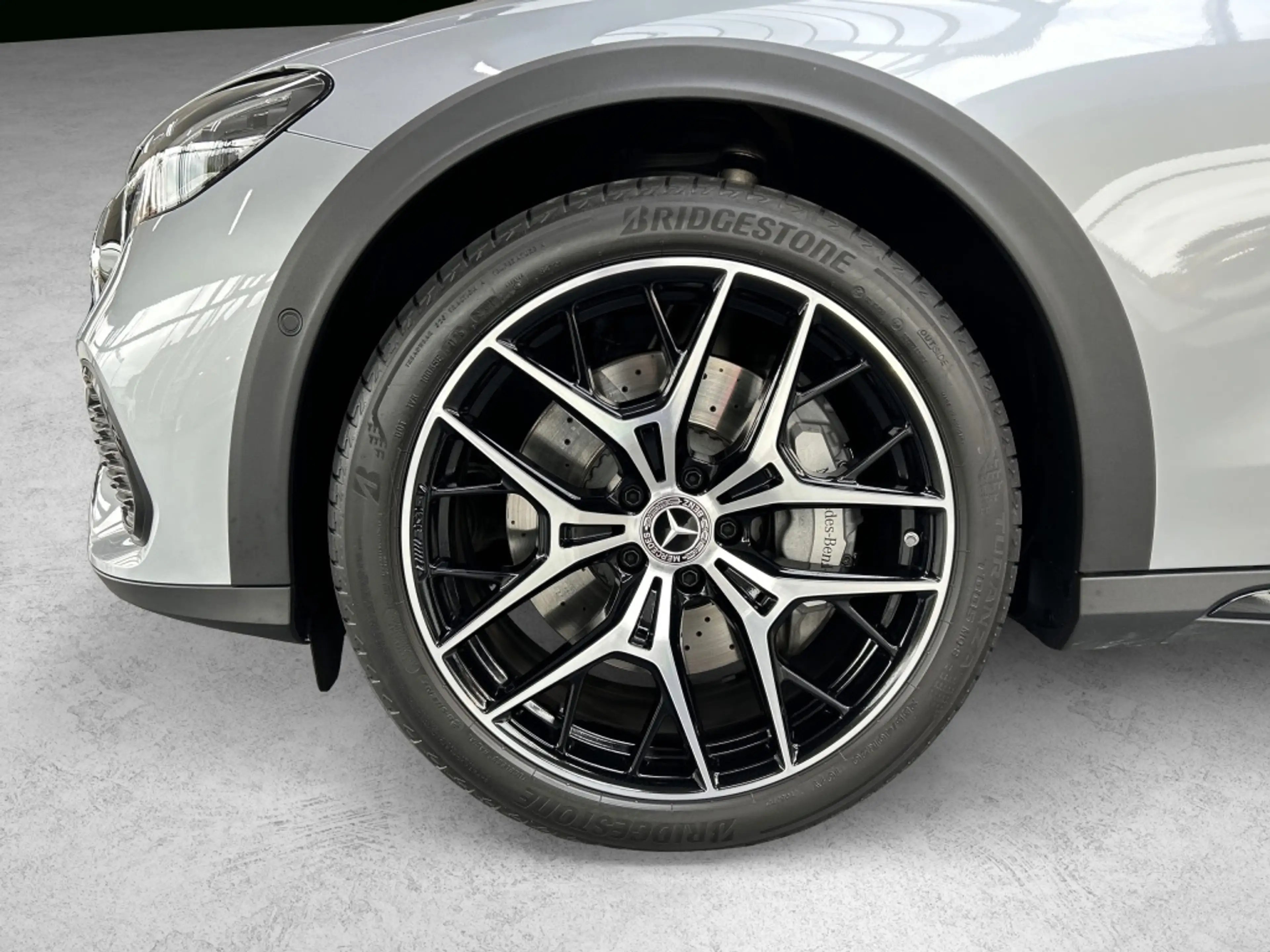 Mercedes-Benz E 450 d 4MATIC T-Modell All-Terrain 360 ACC AHK — photo 3