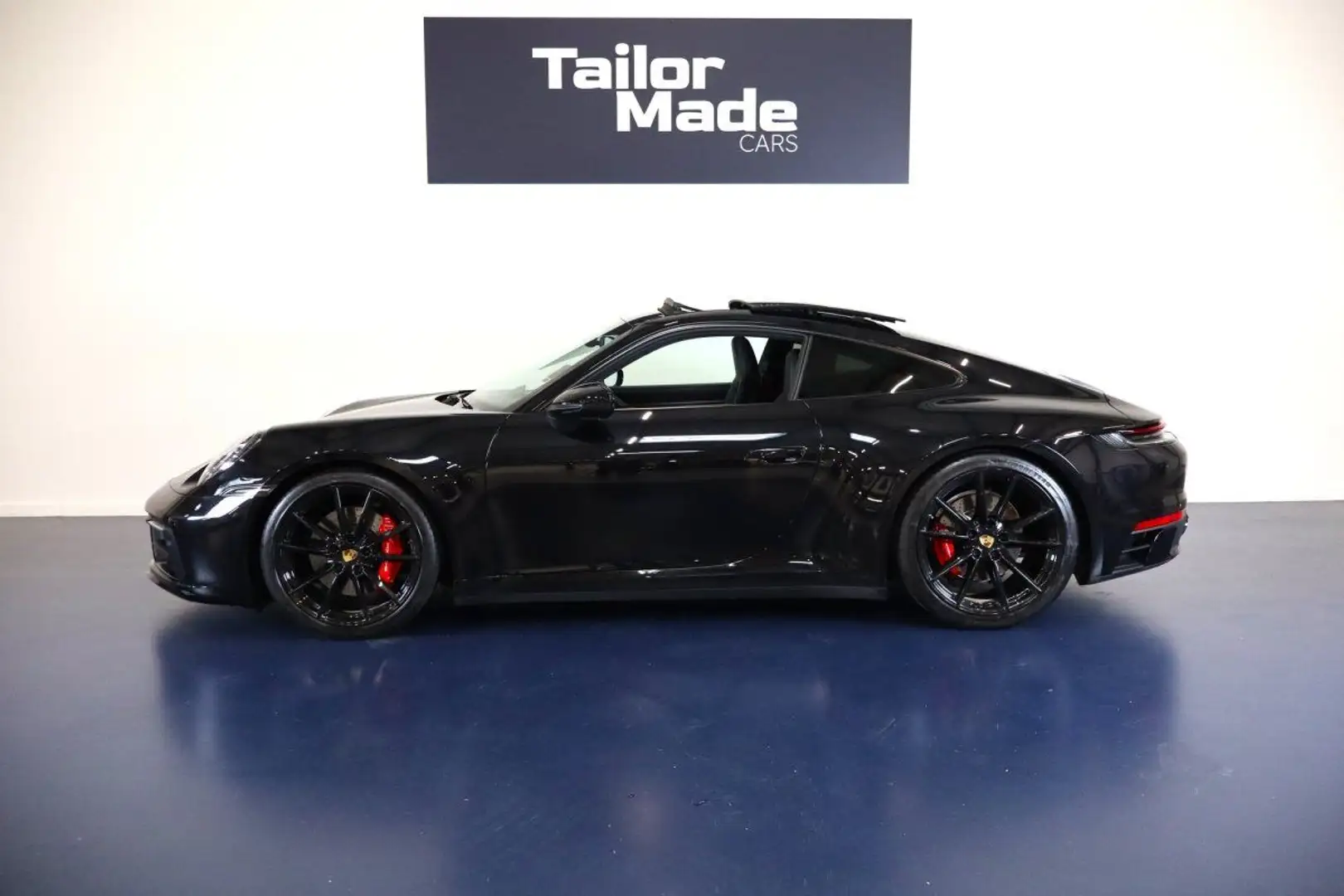 Porsche 911 Carrera S - 2