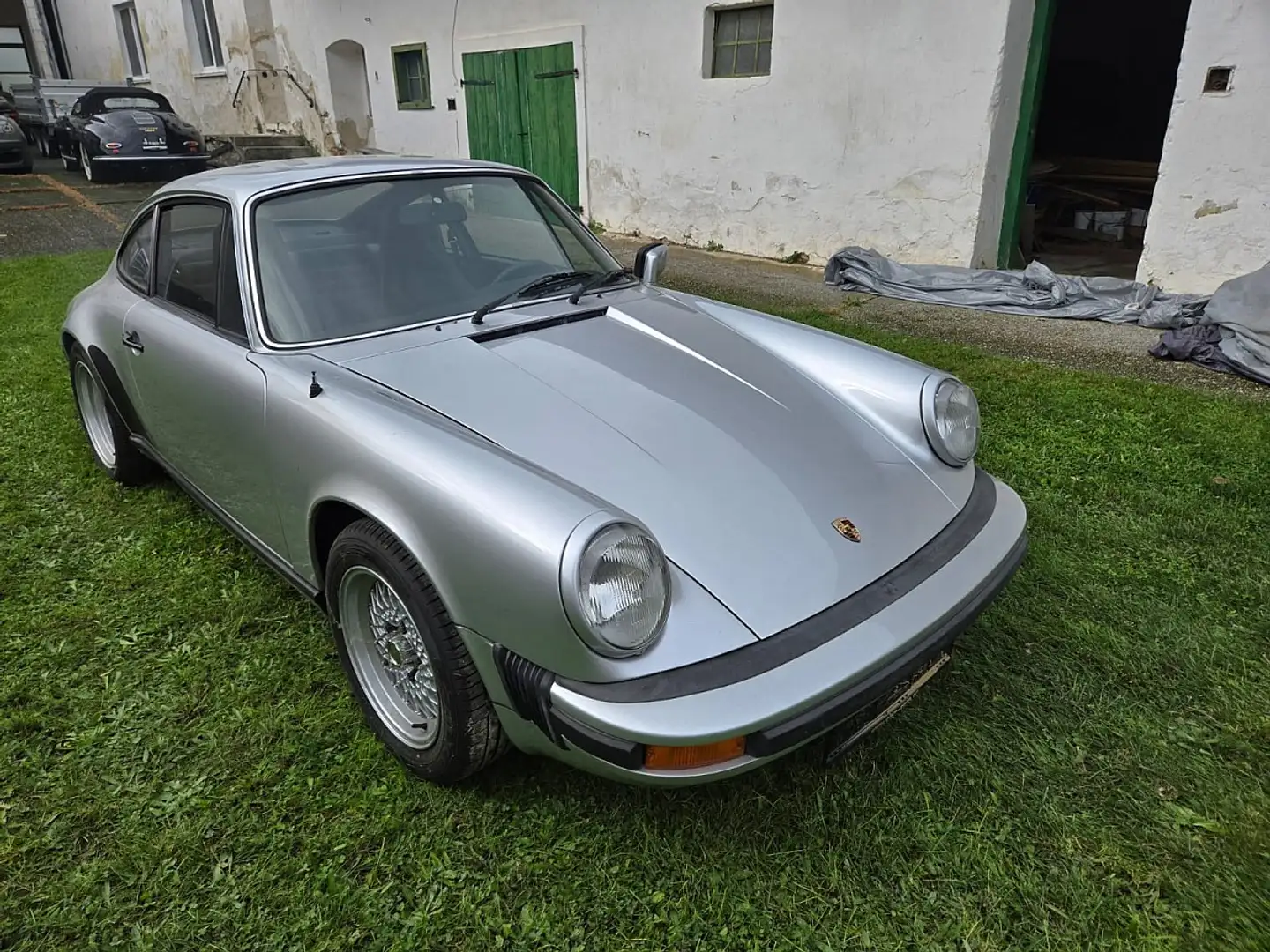 Porsche 911 Silber - 1