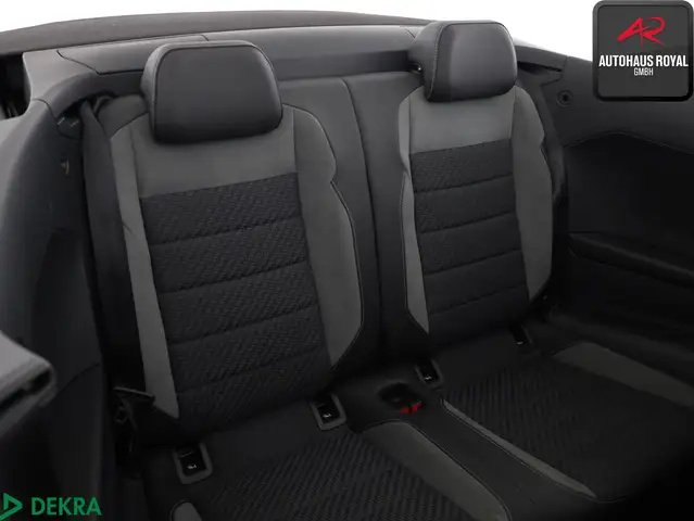 Volkswagen T-Roc view 14