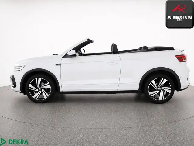 Volkswagen T-Roc view 2