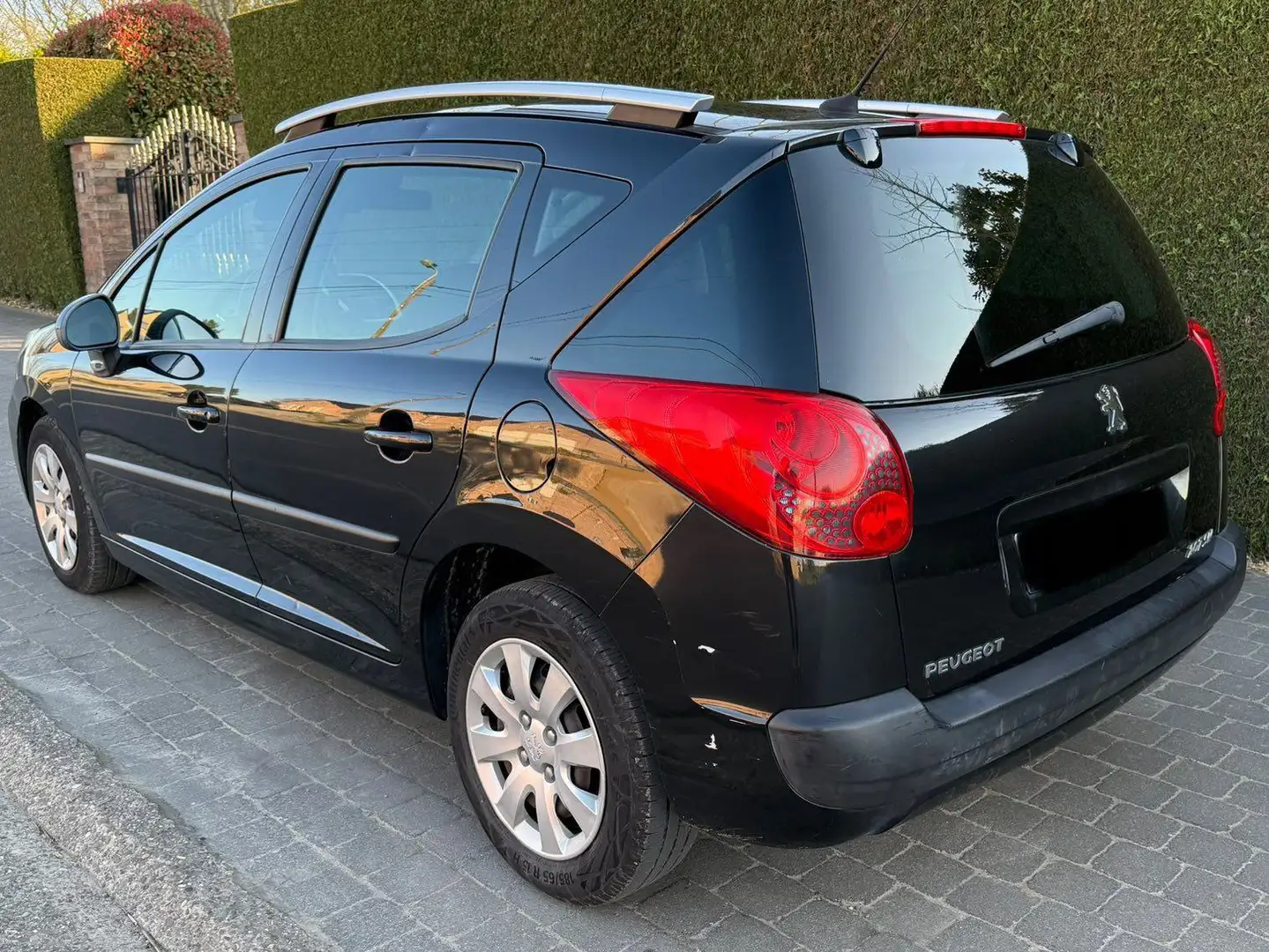 Peugeot 207 1.4i 16v Trendy Noir - 2