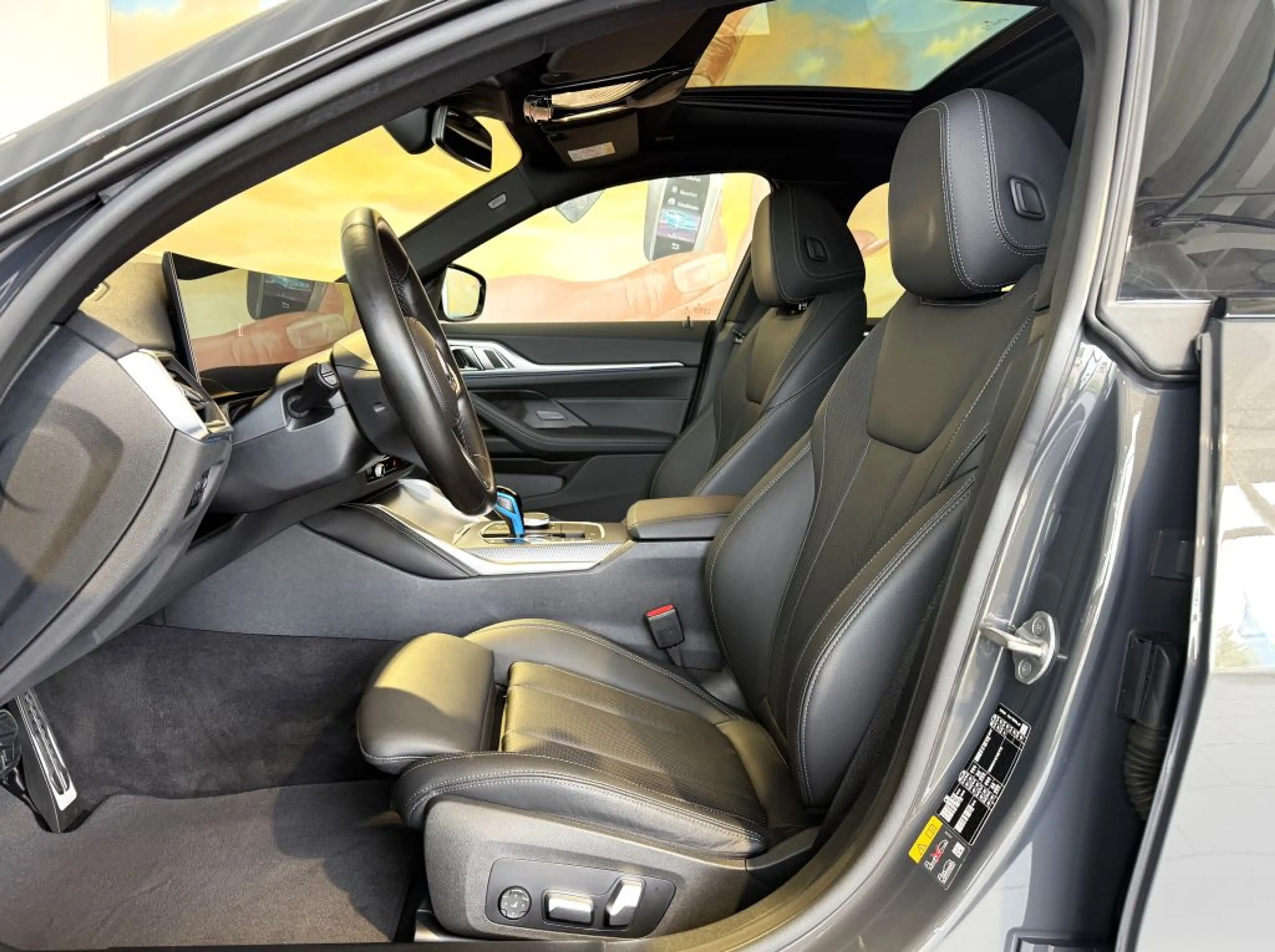 BMW i4 eDr.35 Gran Coupe M Sport M SPORT ACC+KOM+KAM+SD+S — photo 3