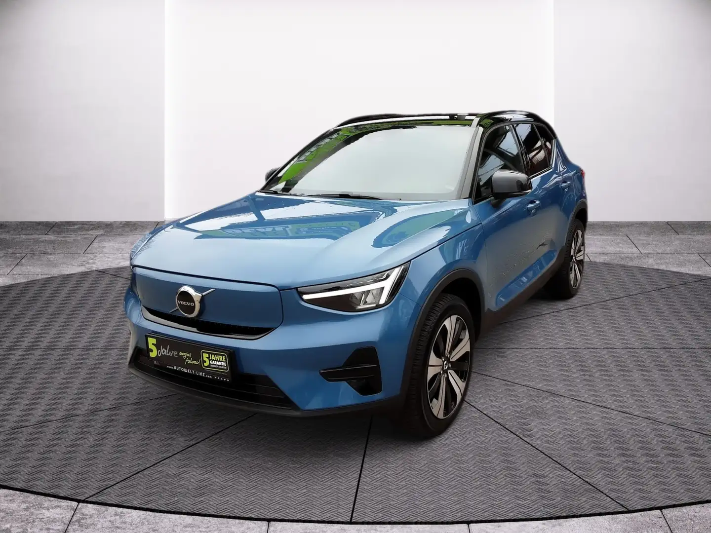 Volvo XC40 Single Recharge 69 kWh Plus Blau - 2