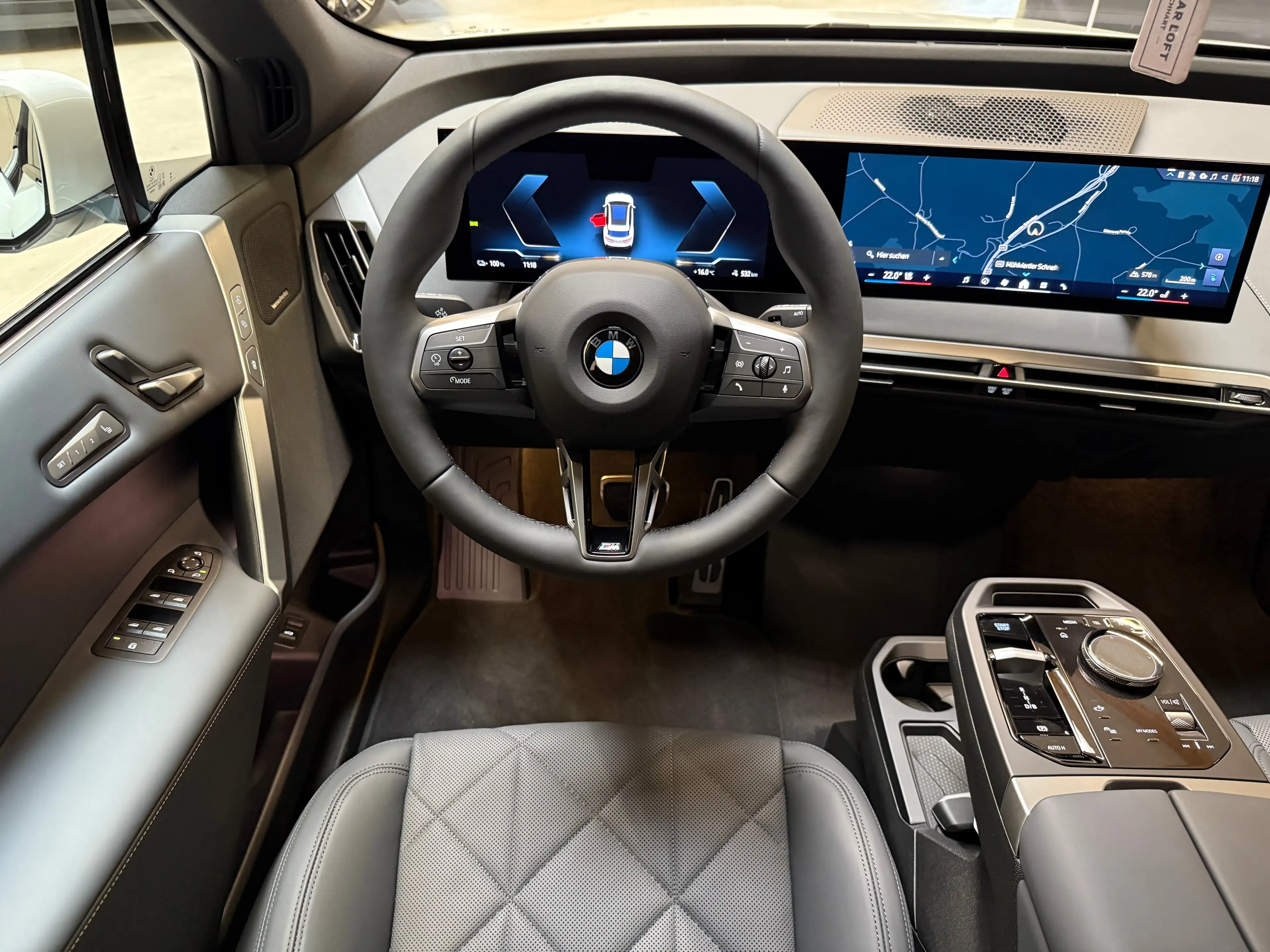 BMW iX xDrive45 M SPORT - LEASINGAKTION — photo 11