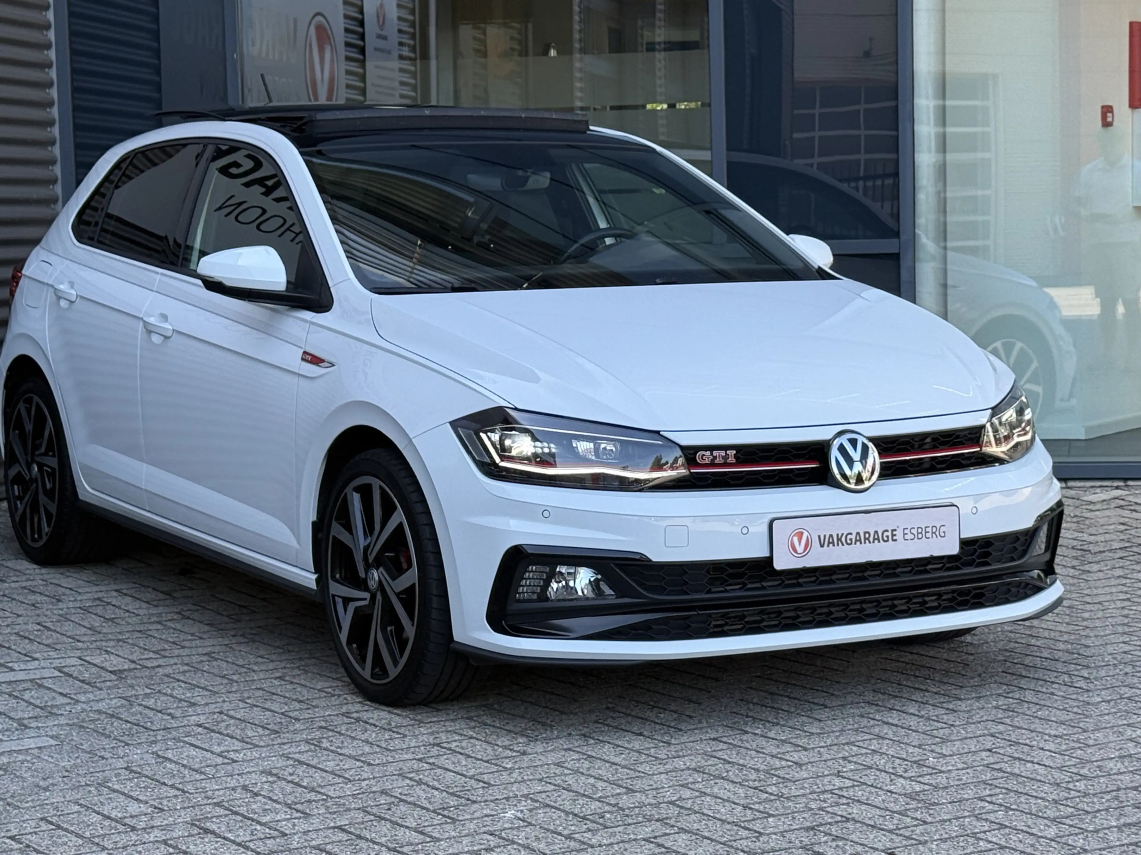 Volkswagen Polo GTI 2.0 TSI PANO,BRESCIA,NAV/CAM — photo 3