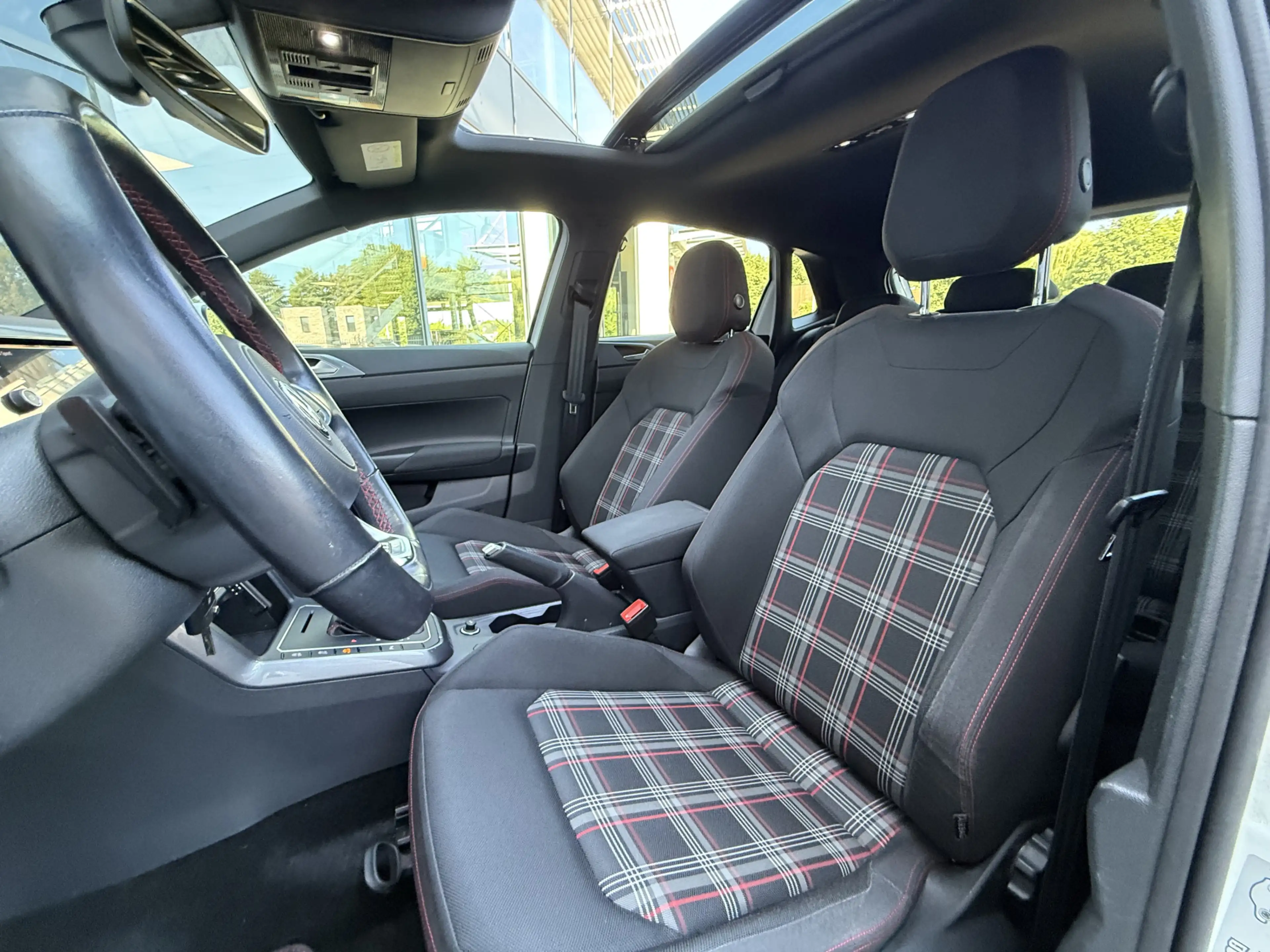 Volkswagen Polo GTI 2.0 TSI PANO,BRESCIA,NAV/CAM — photo 9