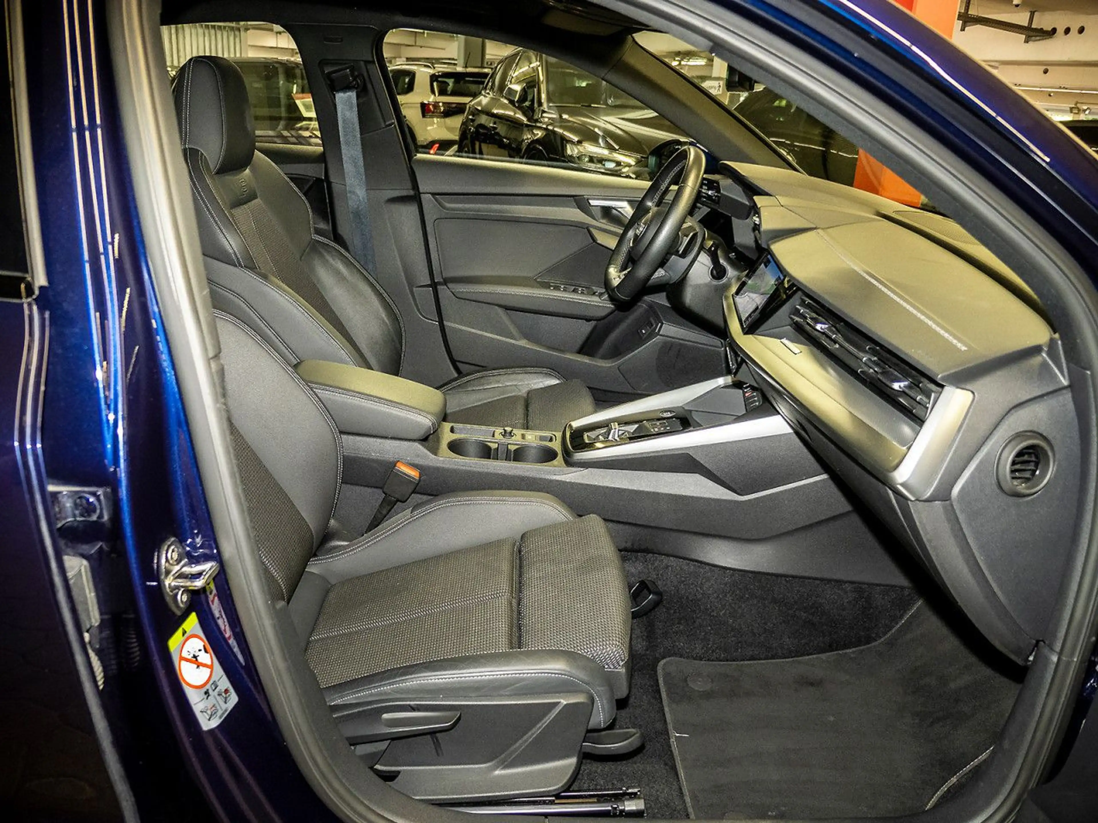 Audi A3 Lim 35 TDI advanced S line LED virtCo Kamera — photo 9