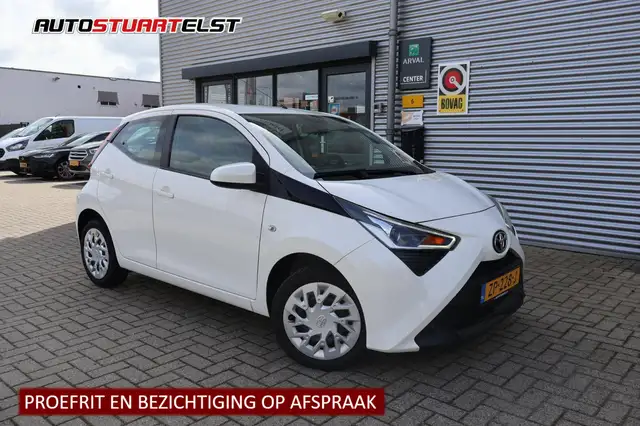 Toyota Aygo 1.0 VVT-i x-play 1e Eigenaar | Dealer Onderh | BTW