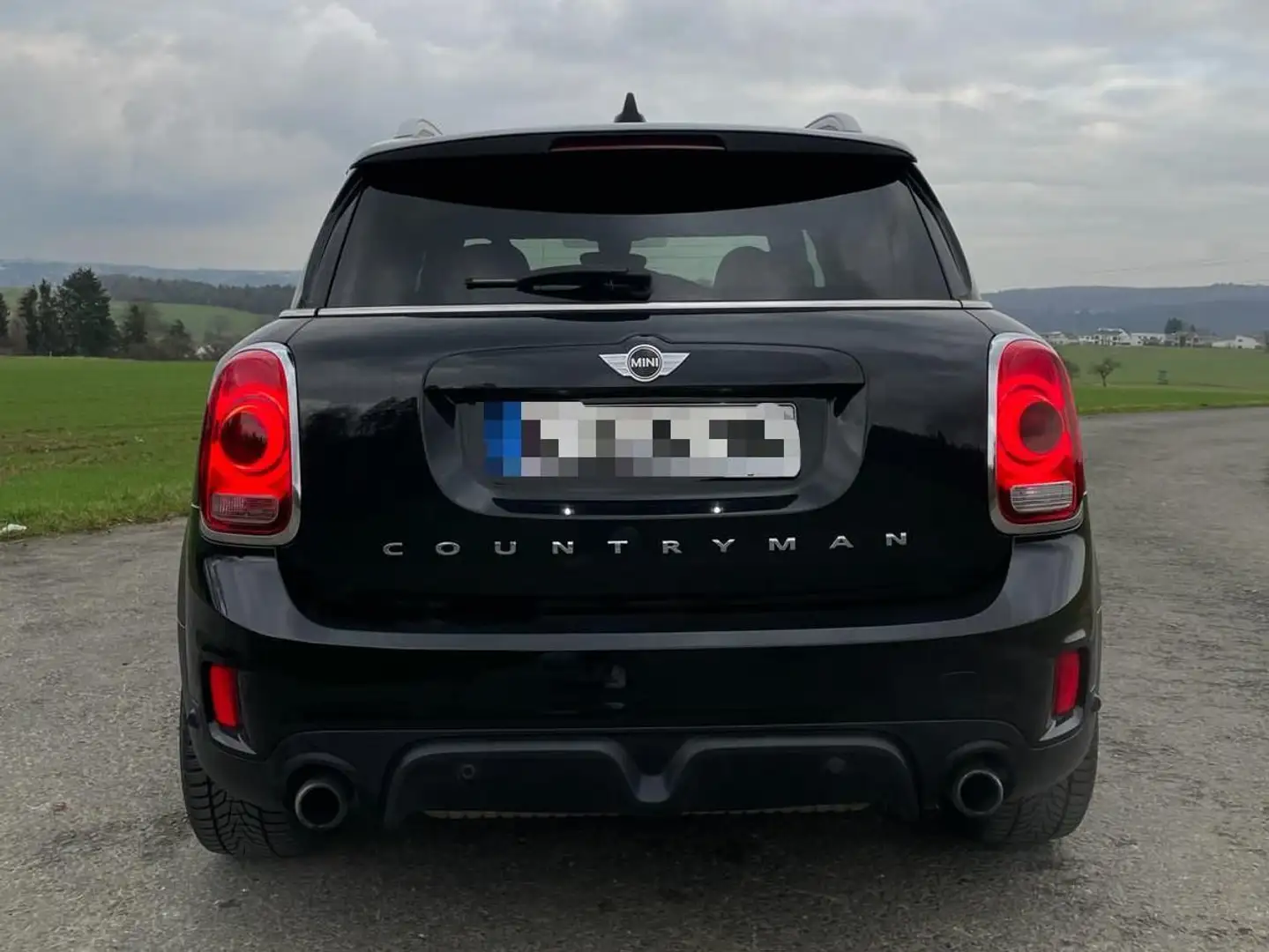 MINI Cooper S Countryman ALL 4  Aut. Wired JCW Line Chilli Schwarz - 2