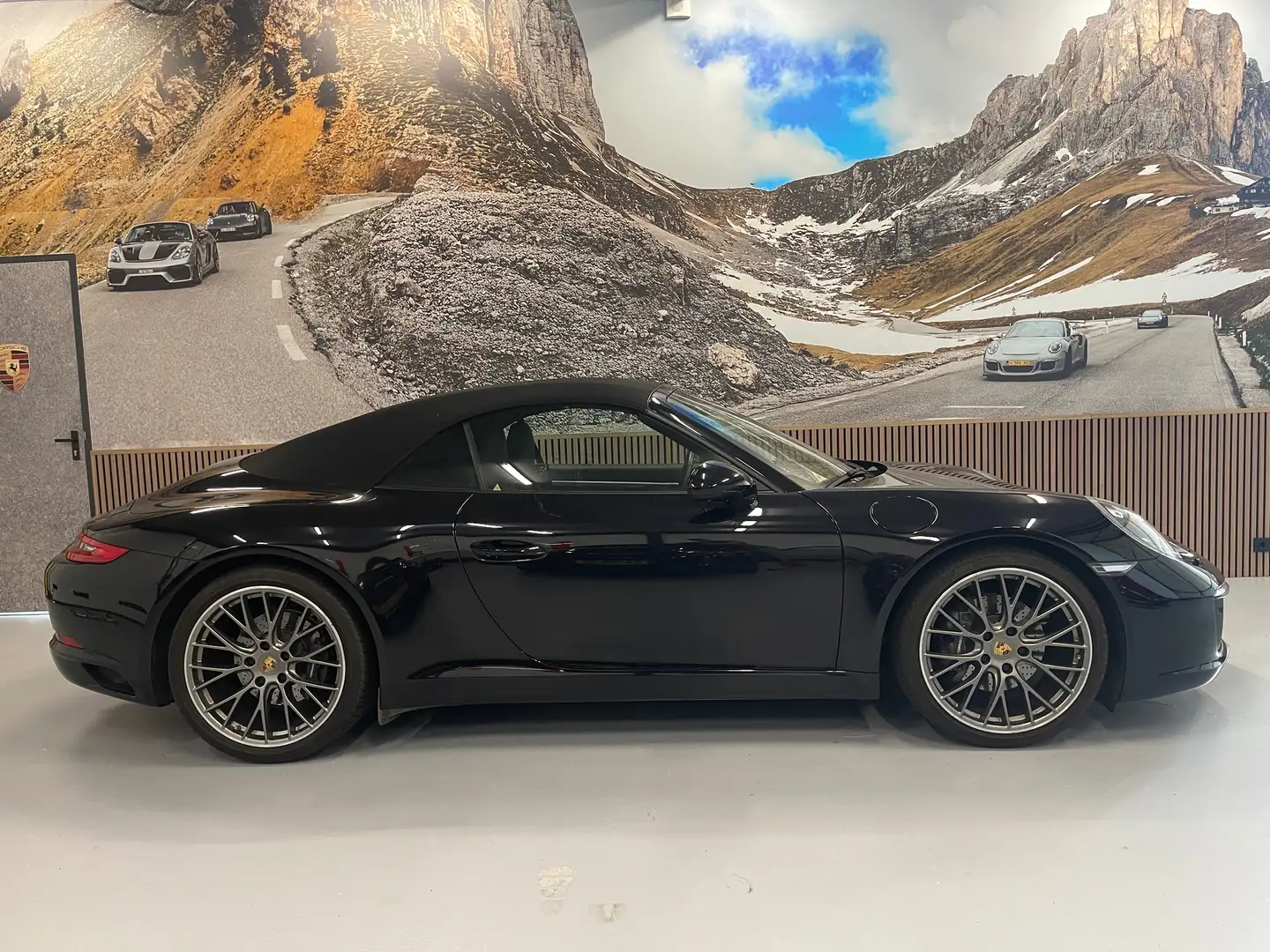 Porsche 911 3.0 Carrera Noir - 2