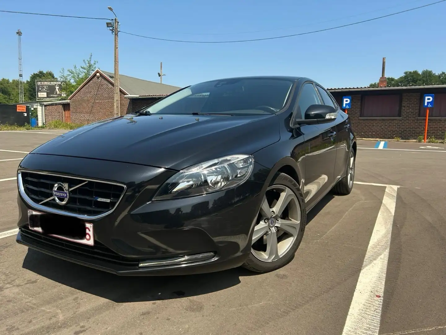 Volvo V40 Volvo V40 D2 - 84 kW (114 PK) | AUTOMAAT - 1