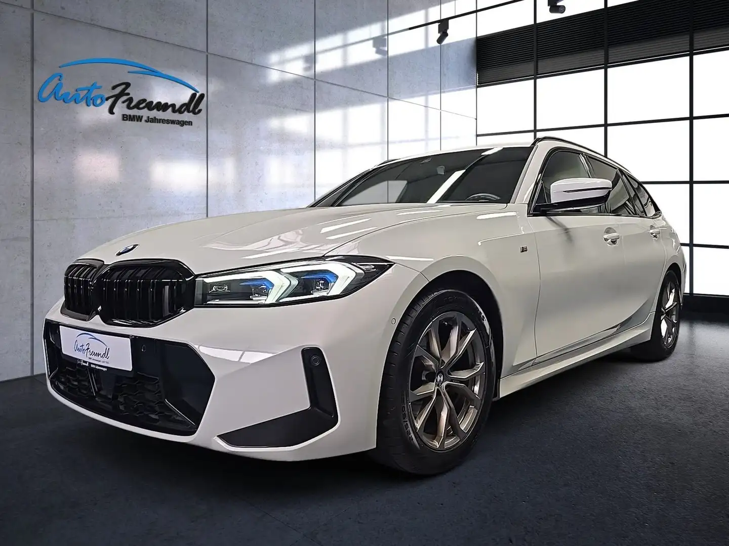 BMW 318 i M Sport *Pano*ACC*HuD*AHK*el.Sitze* Wit - 1