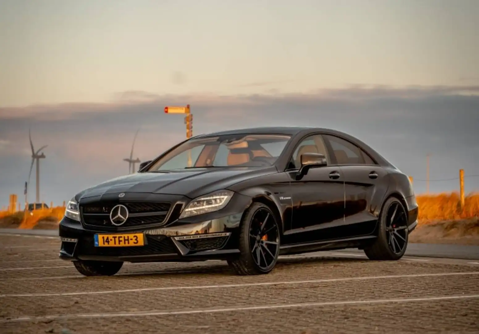 Mercedes-Benz CLS 63 AMG CLS63 AMG 700PK/1000NM - 20 INCH VOSSEN - PERFORMANCE PACKAGE - KERAMISCHE REMMEN - INNOTEC UITLAATSYSTEEM Schwarz - 1