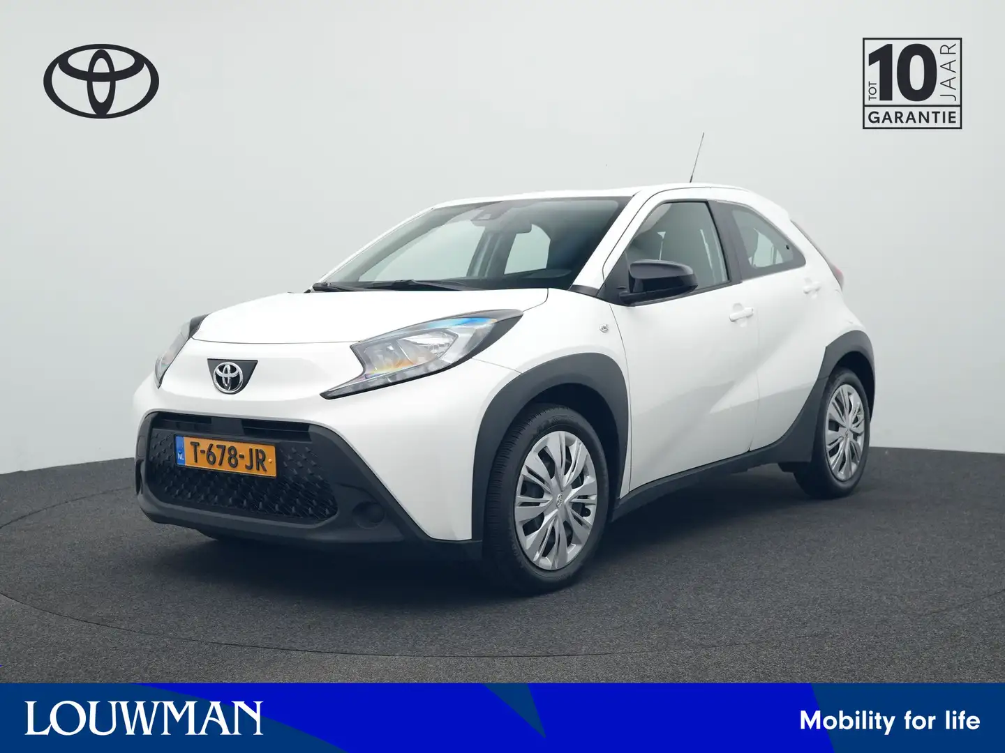 Toyota Aygo X 1.0 VVT-i MT Play Wit - 1