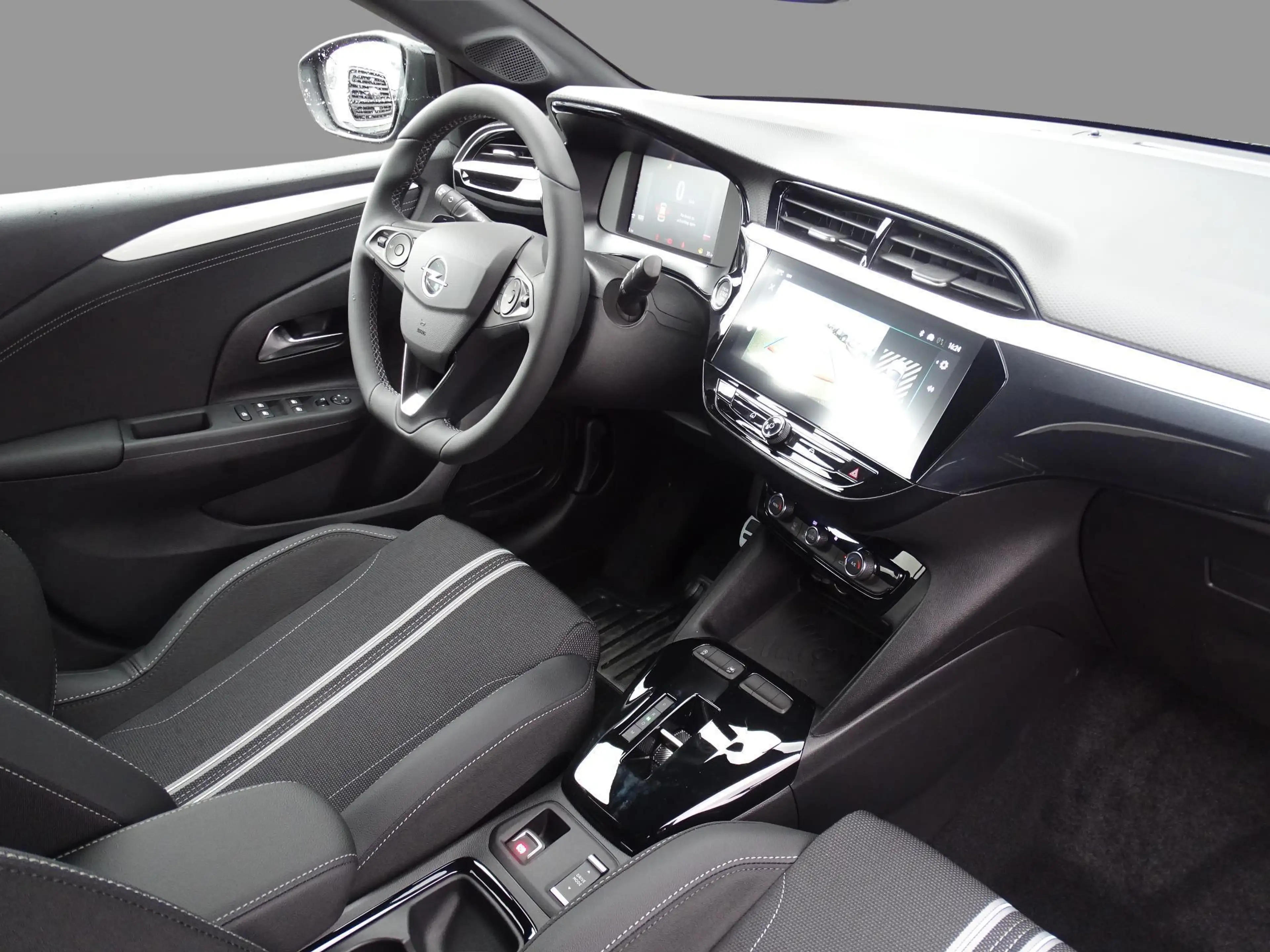 Opel Corsa 1.2 Turbo Hybrid 81kW eDTC GS — photo 14