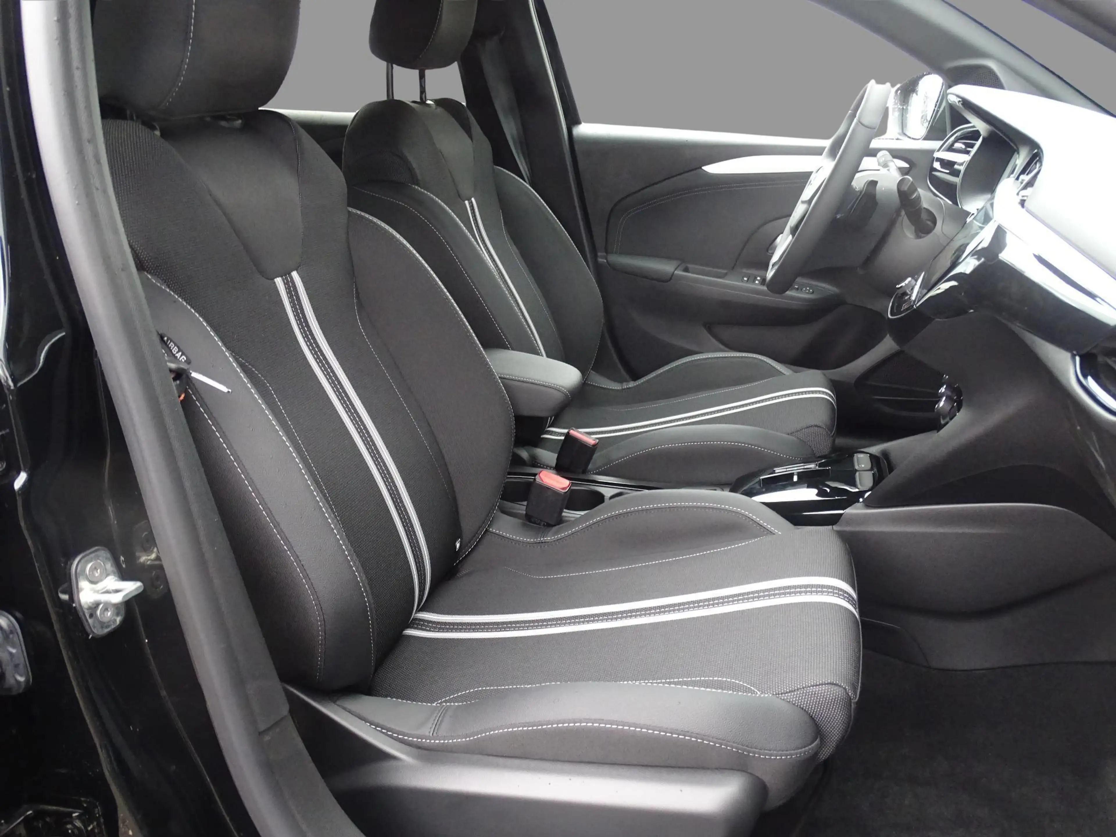 Opel Corsa 1.2 Turbo Hybrid 81kW eDTC GS — photo 12
