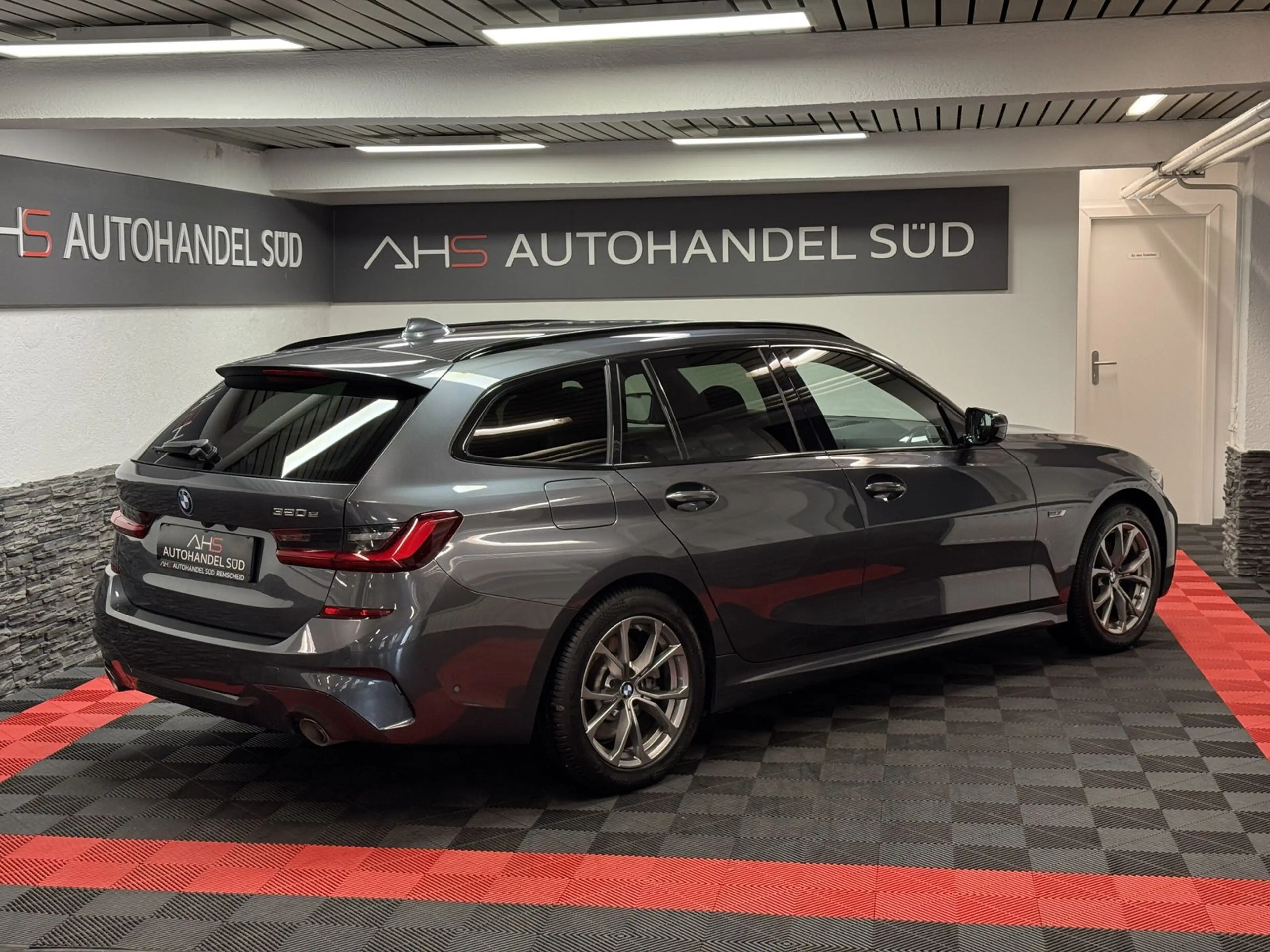 BMW 320 e M Sport*LED*KAMERA*ACC — photo 4