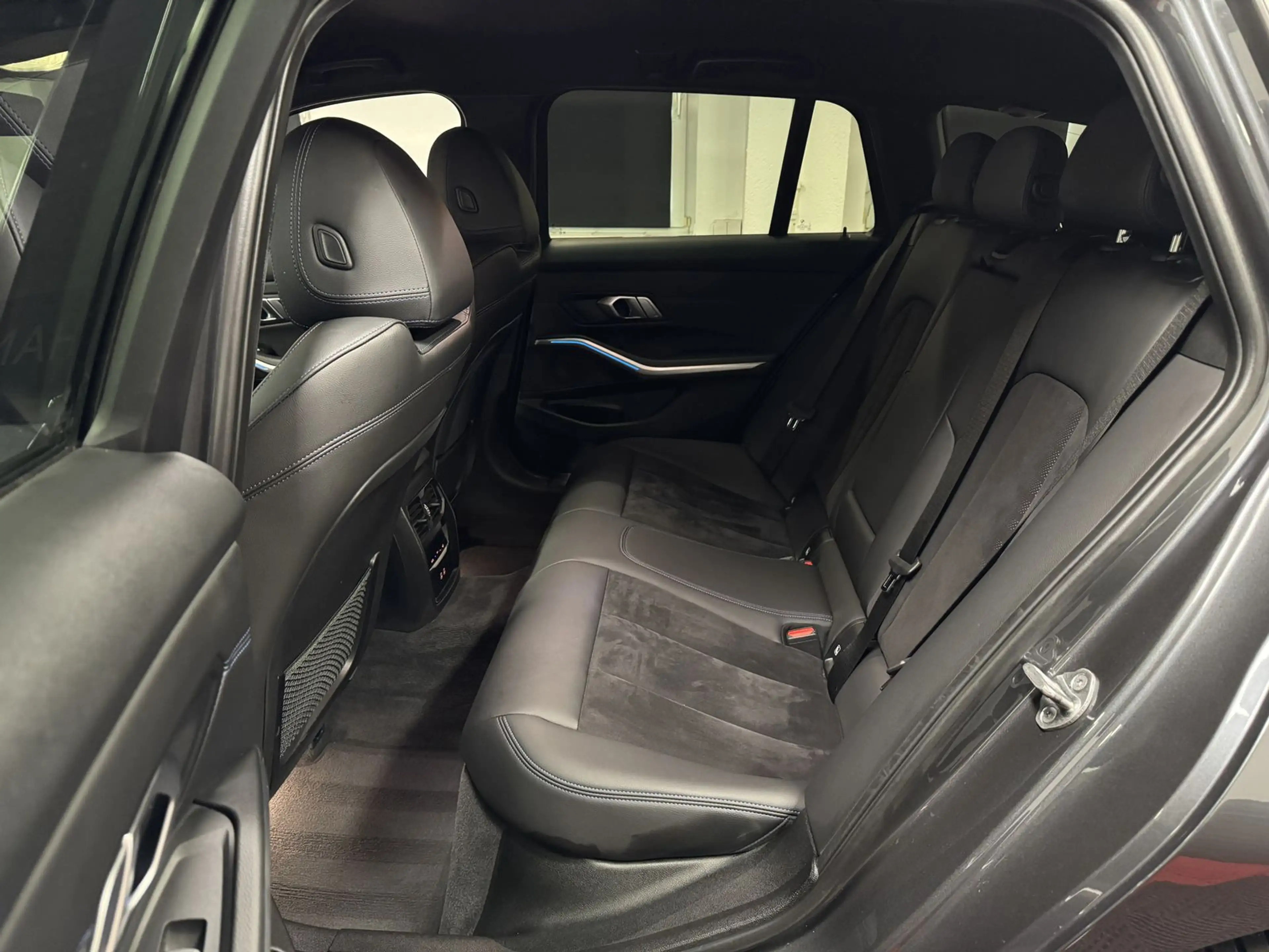 BMW 320 e M Sport*LED*KAMERA*ACC — photo 12