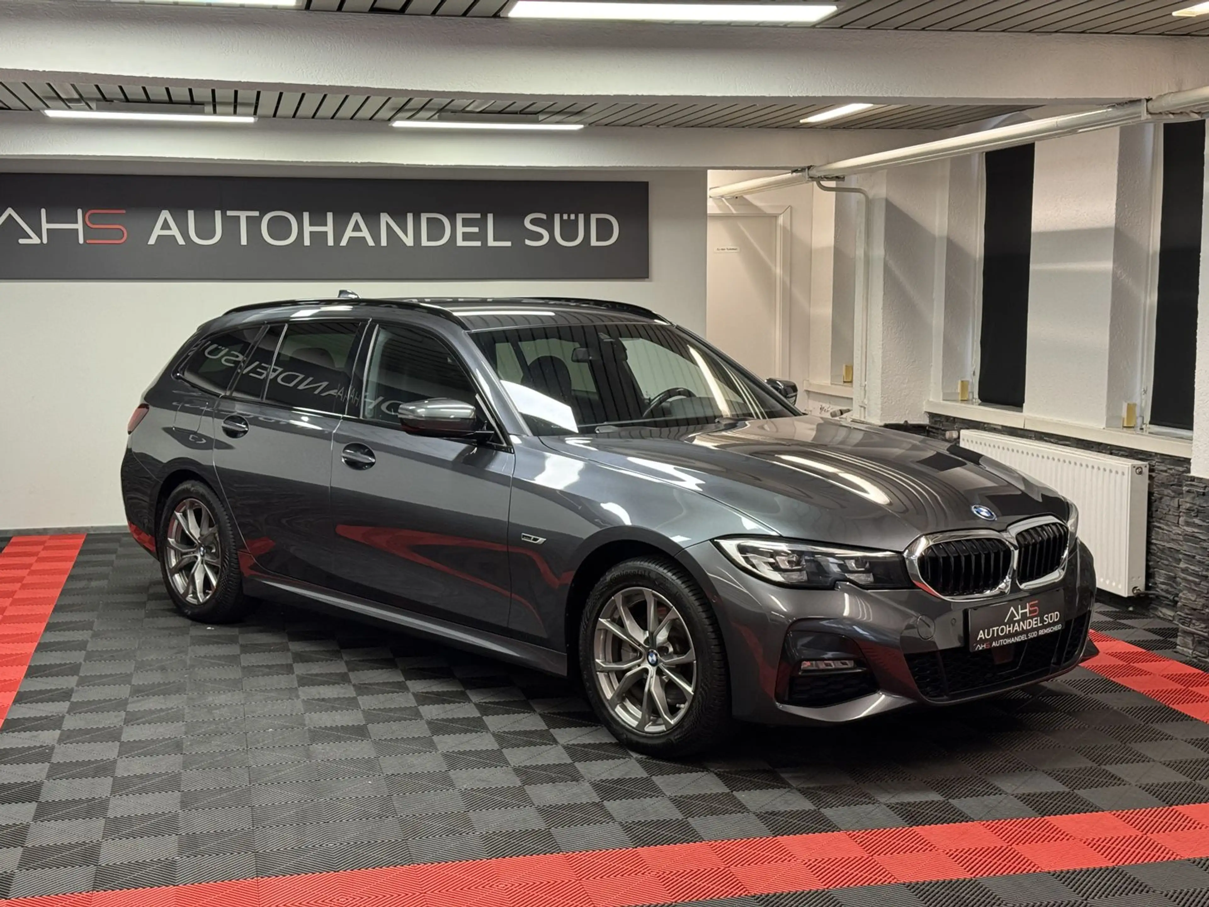 BMW 320 e M Sport*LED*KAMERA*ACC — photo 2