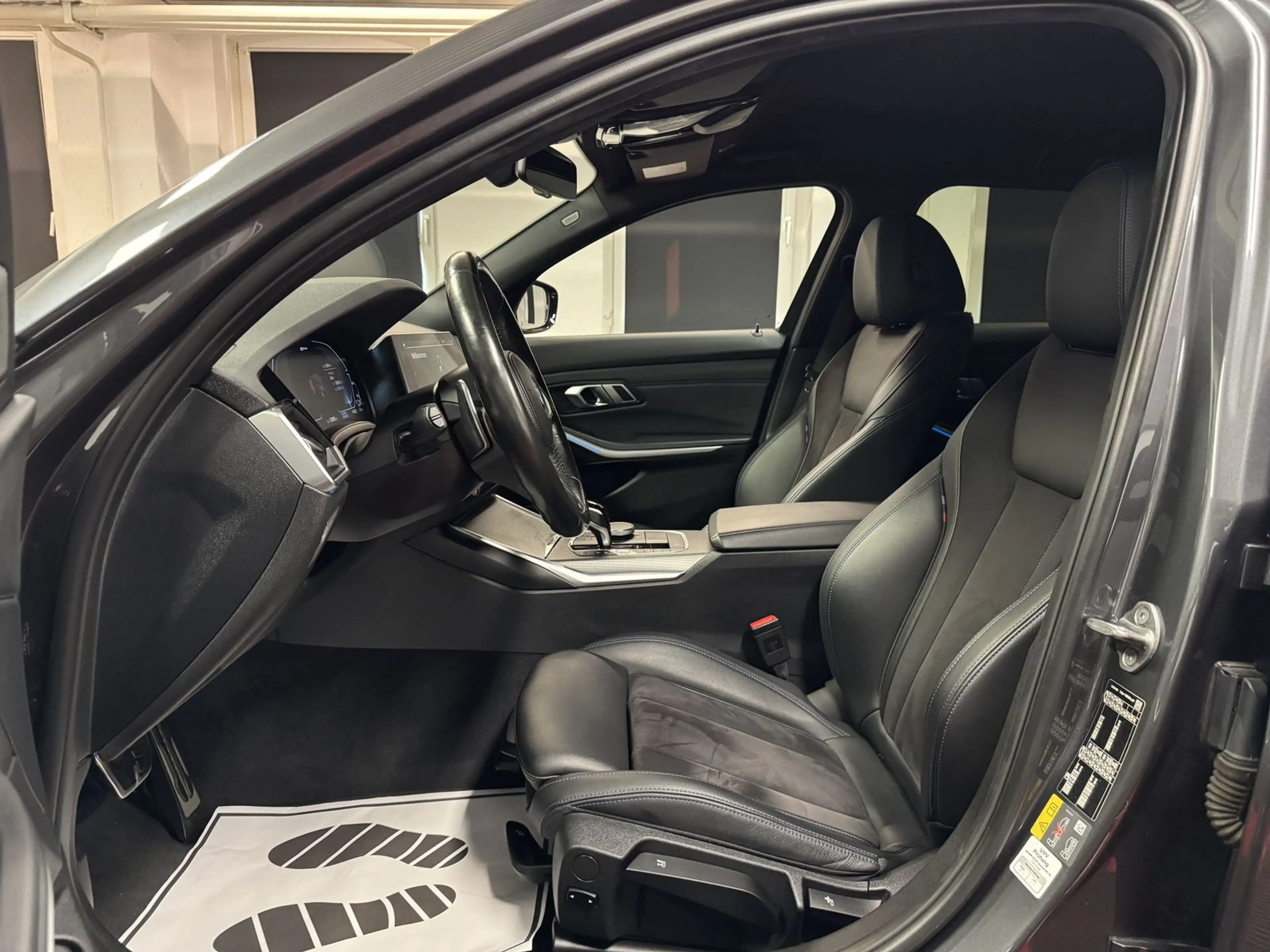 BMW 320 e M Sport*LED*KAMERA*ACC — photo 10