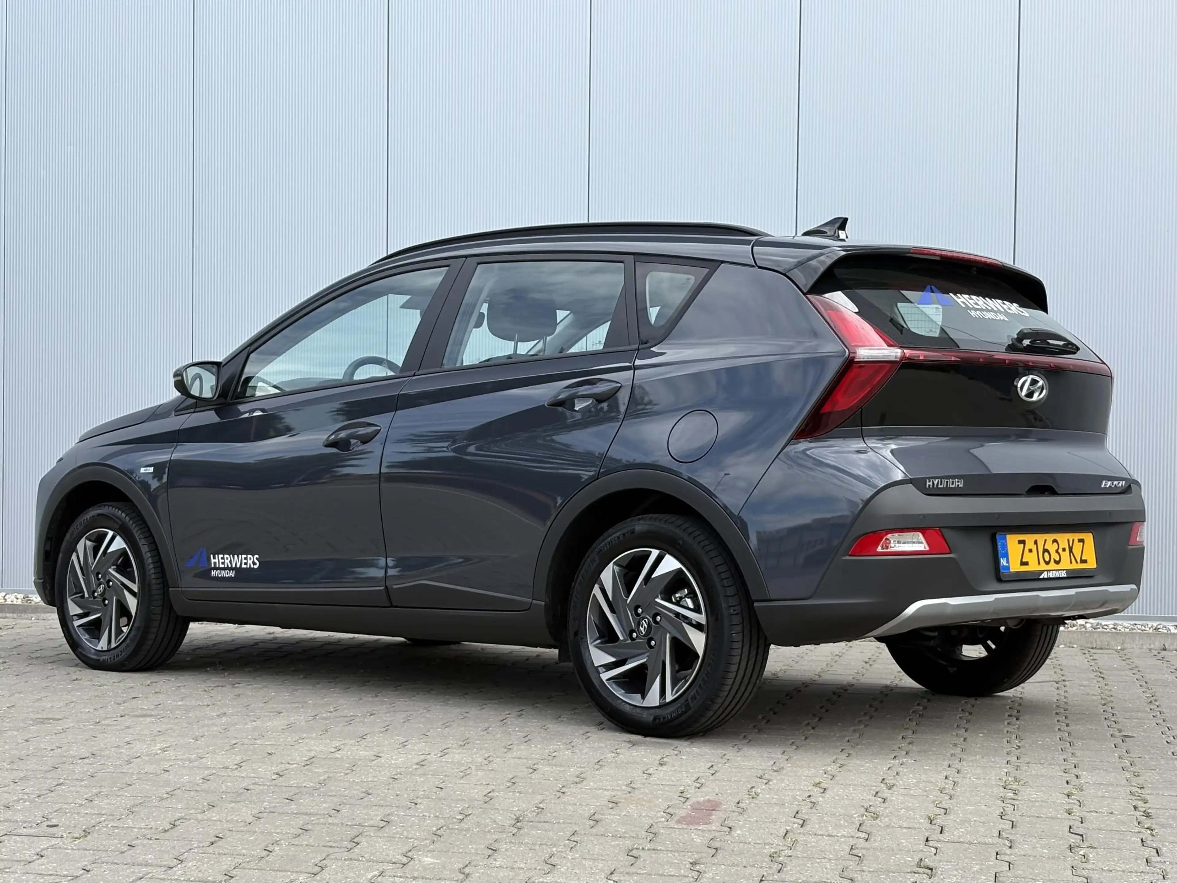Hyundai BAYON 1.0 T-GDI Comfort / Navigatie middels Apple Carpla — photo 13