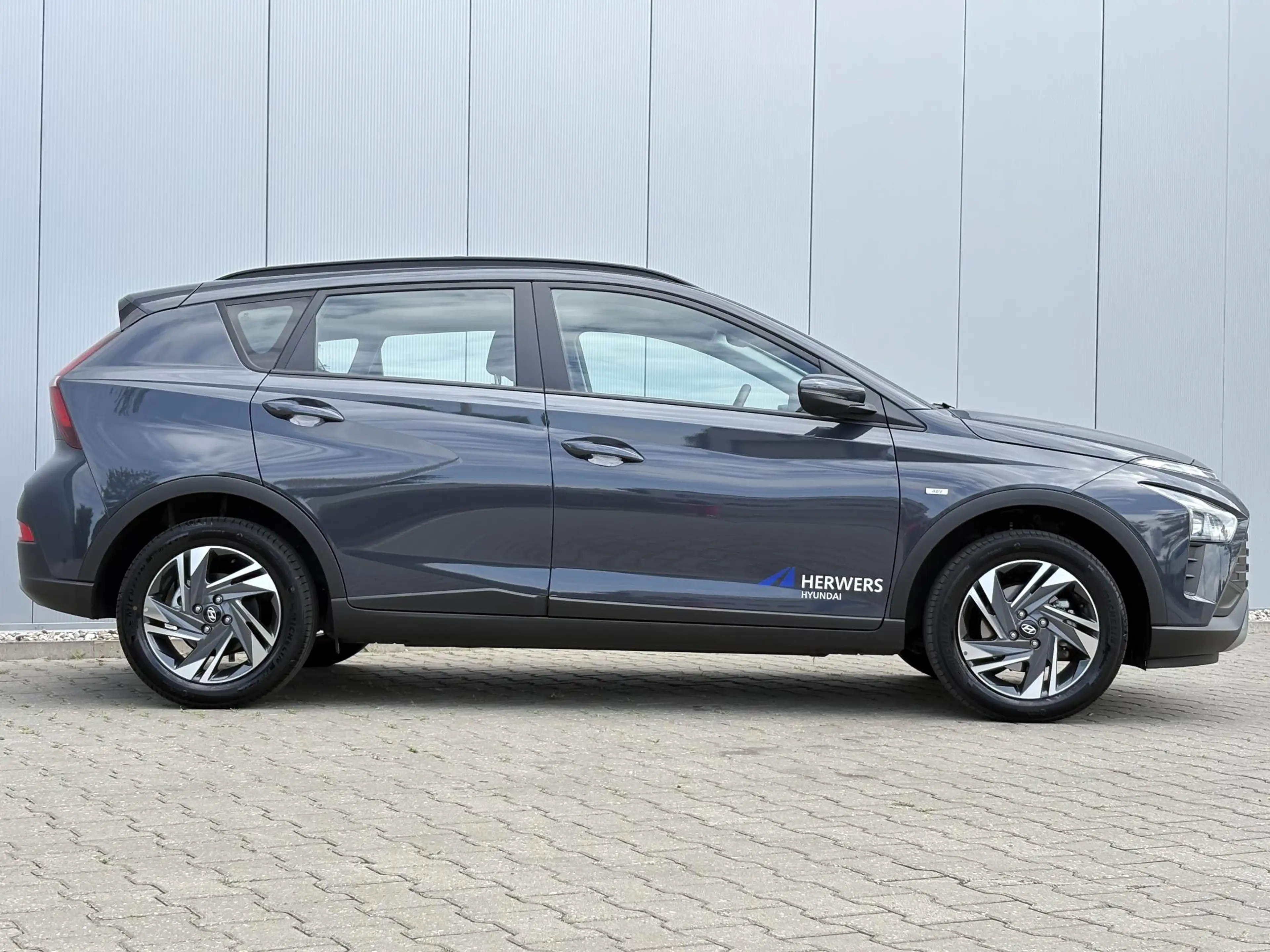 Hyundai BAYON 1.0 T-GDI Comfort / Navigatie middels Apple Carpla — photo 15