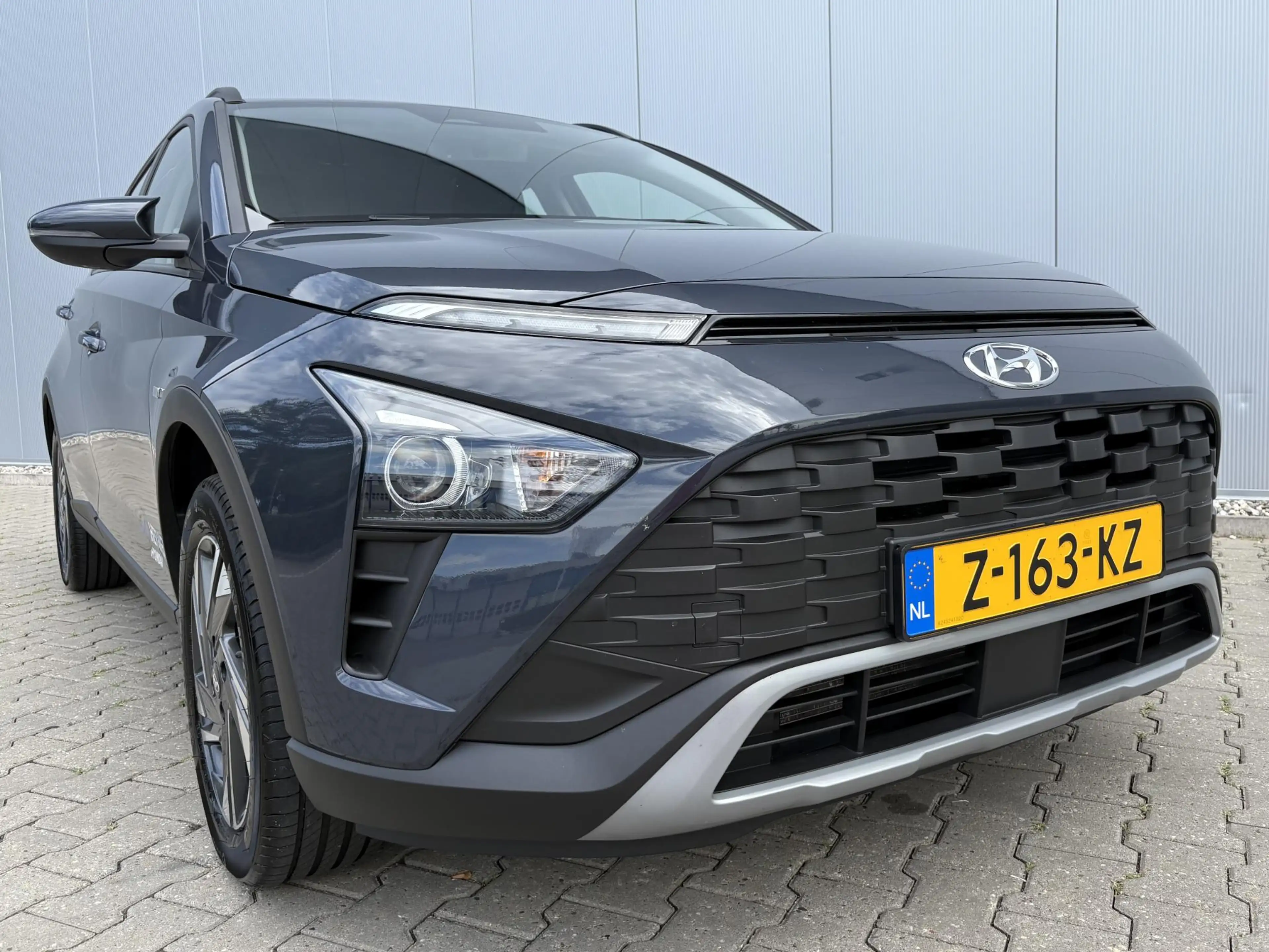 Hyundai BAYON 1.0 T-GDI Comfort / Navigatie middels Apple Carpla — photo 10