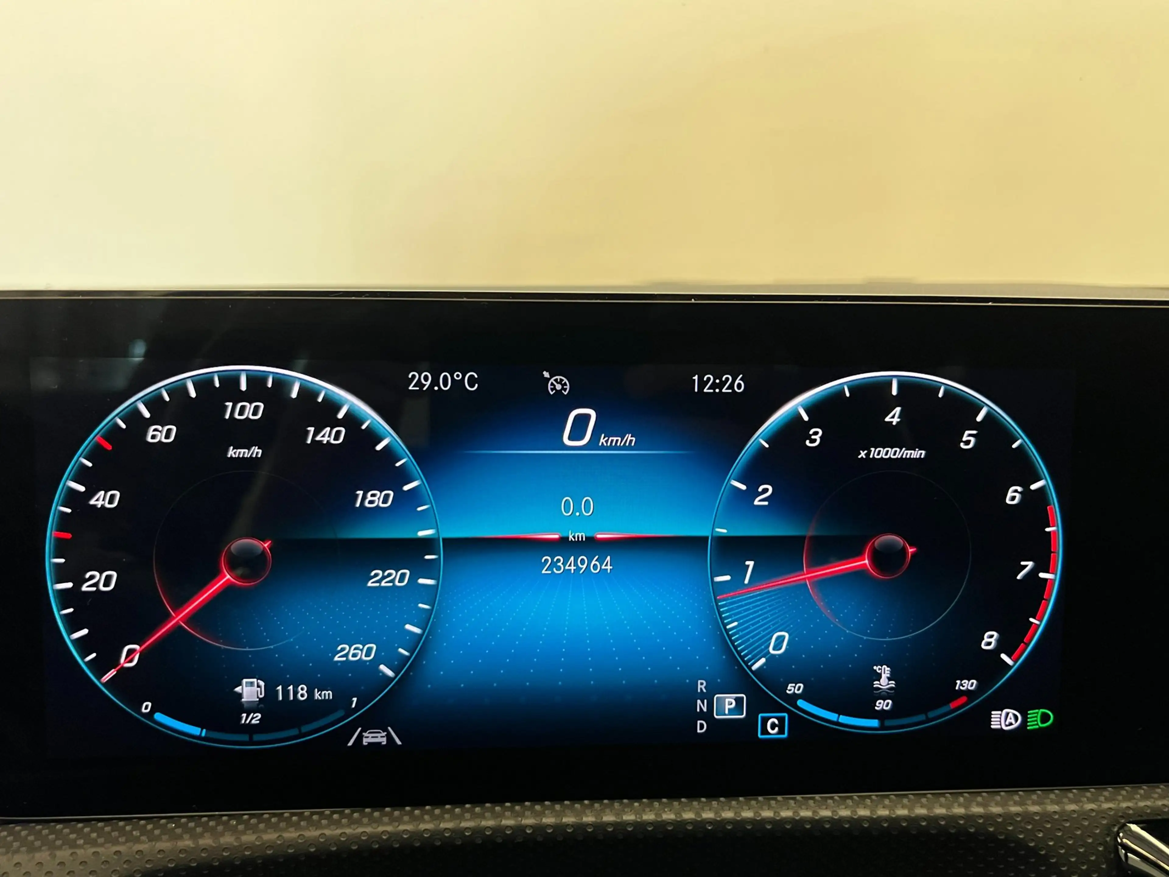 Mercedes-Benz CLA 200 Shooting Brake / AMG / Pano / NL-auto / Memory — photo 12
