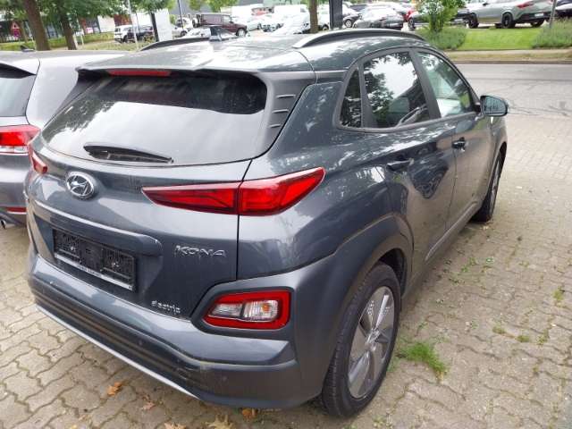 Hyundai KONA Advantage Elektro 2WD Navi ACC Klimaautom SHZ Lenk