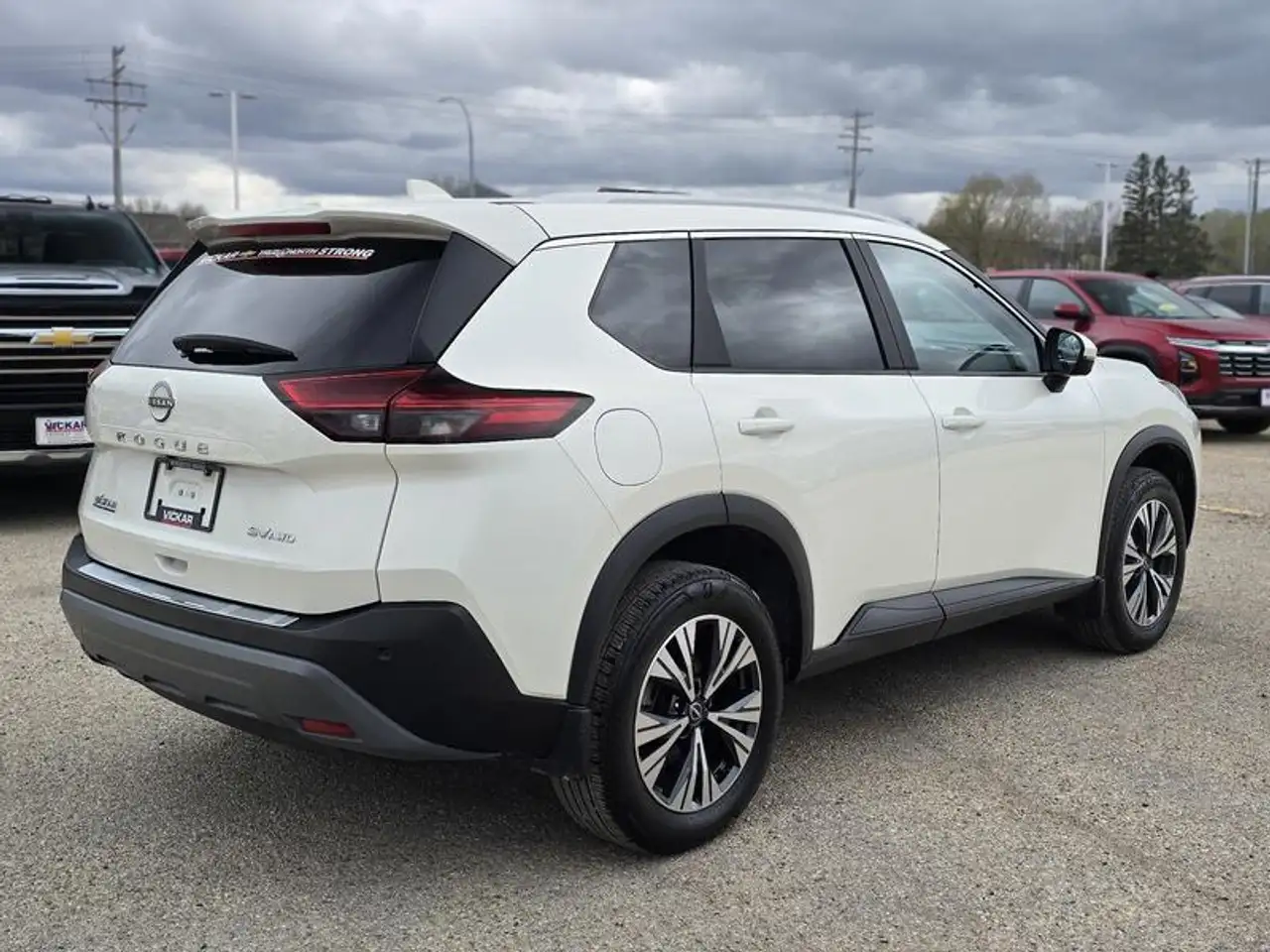 Nissan Rogue снимка Nissan Rogue