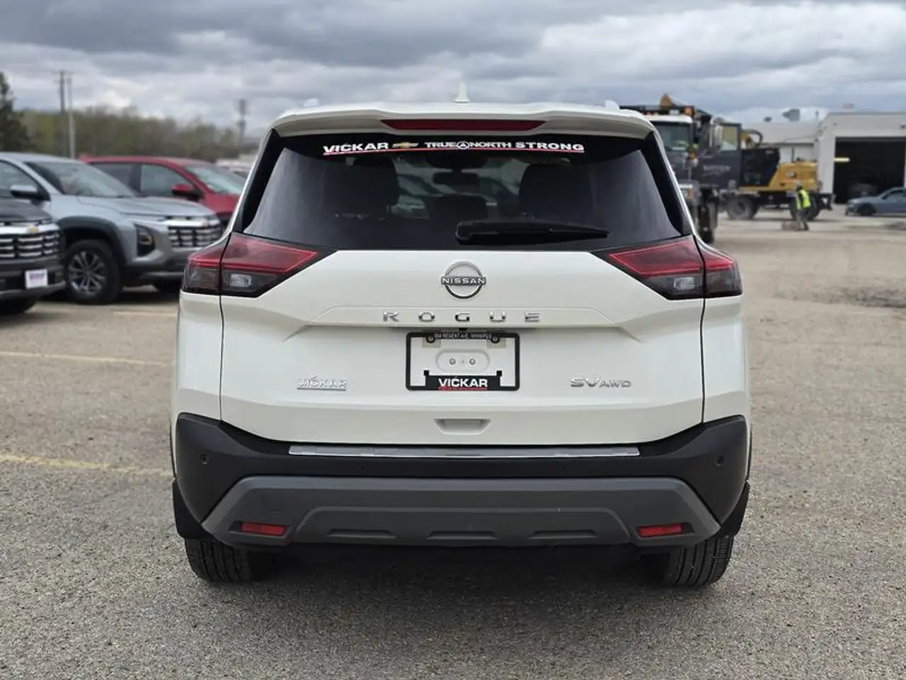 Nissan Rogue снимка Nissan Rogue