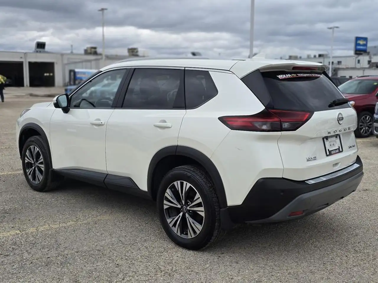 Nissan Rogue снимка Nissan Rogue