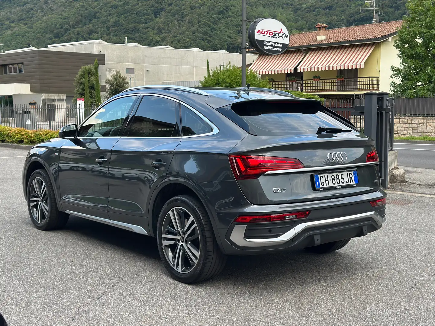 Audi Q5 Sportback 40 2.0 tdi  S line Plus quattro s-tronic Grigio - 2