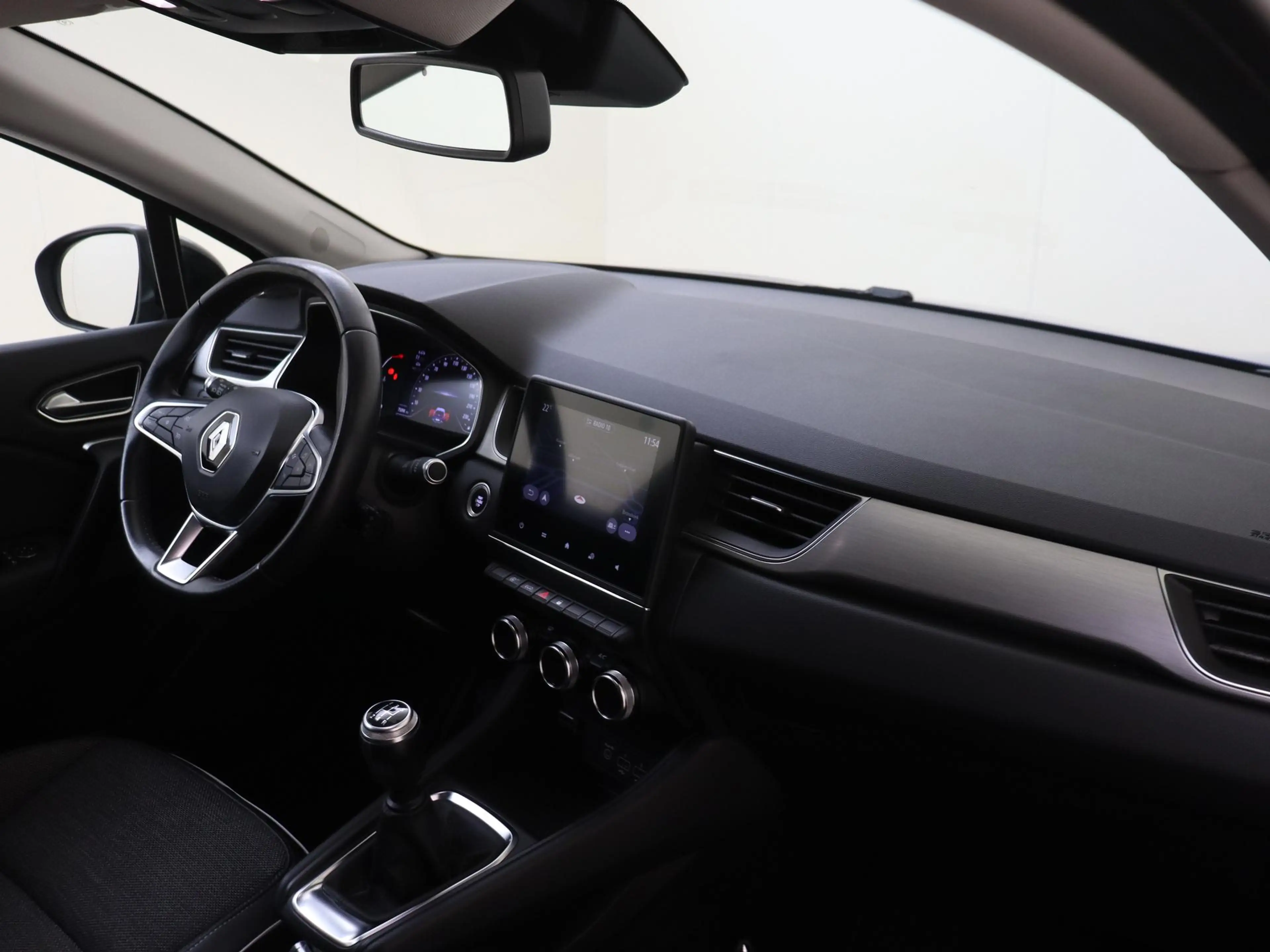 Renault Captur 1.0 TCe 100 Intens — photo 5