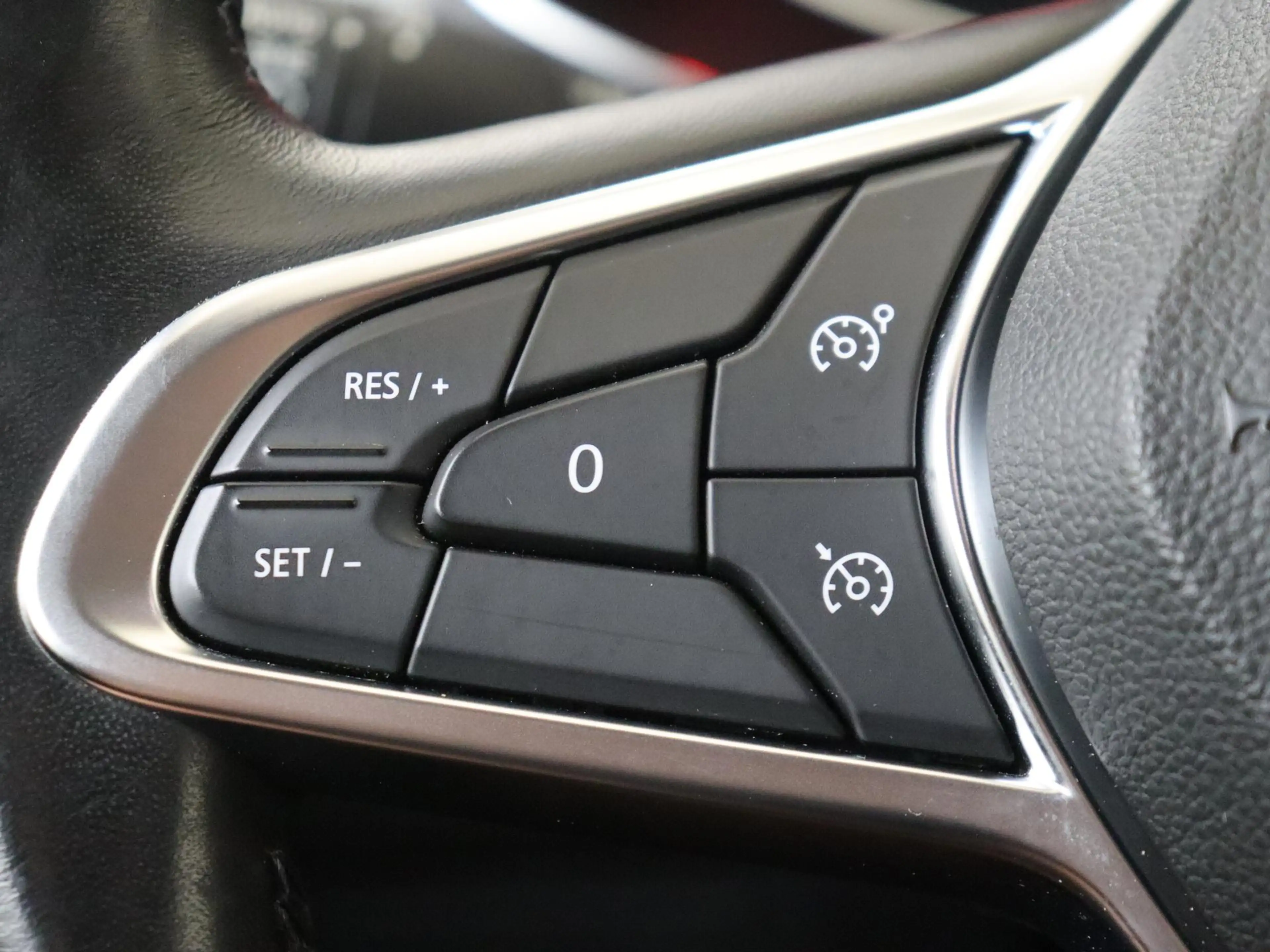 Renault Captur 1.0 TCe 100 Intens — photo 12
