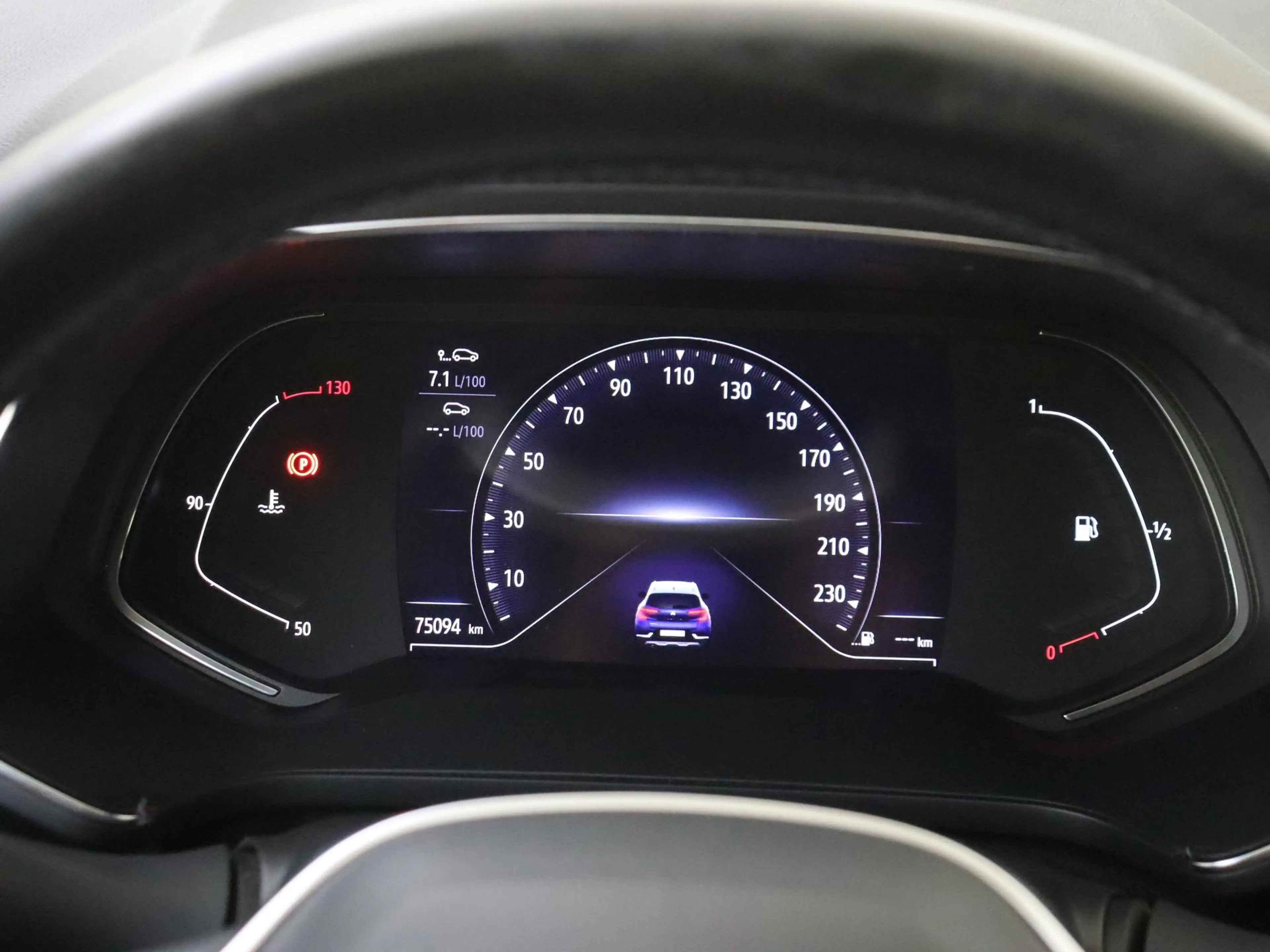 Renault Captur 1.0 TCe 100 Intens — photo 11
