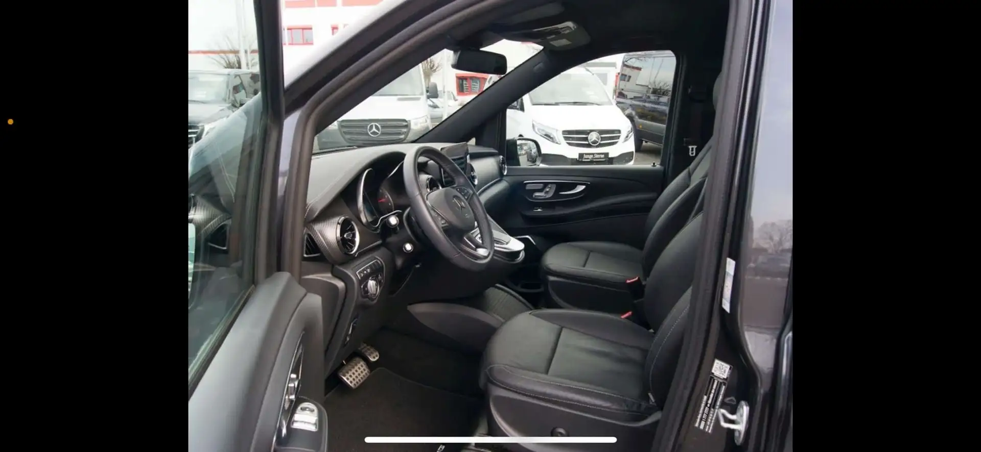 Mercedes-Benz V 300 lang 4Matic 9G-TRONIC Avantgarde JungeSterne Gara - 2