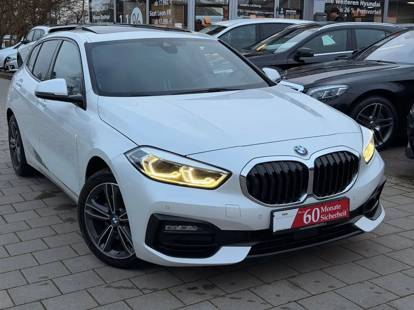 BMW 116 d Sportline *Pano*LED*Navi*Sitzheiz*Ambiente* Weiß - 2