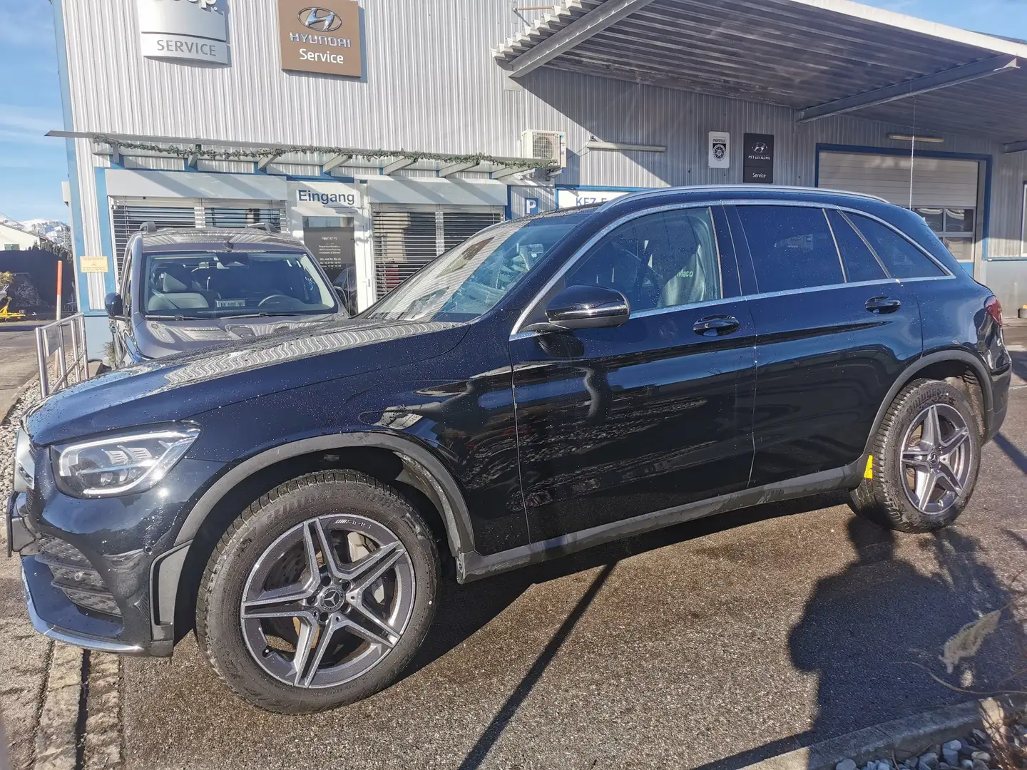 Mercedes-Benz GLC 300 e PHEV 4Matic AMG-Design Schwarz - 2