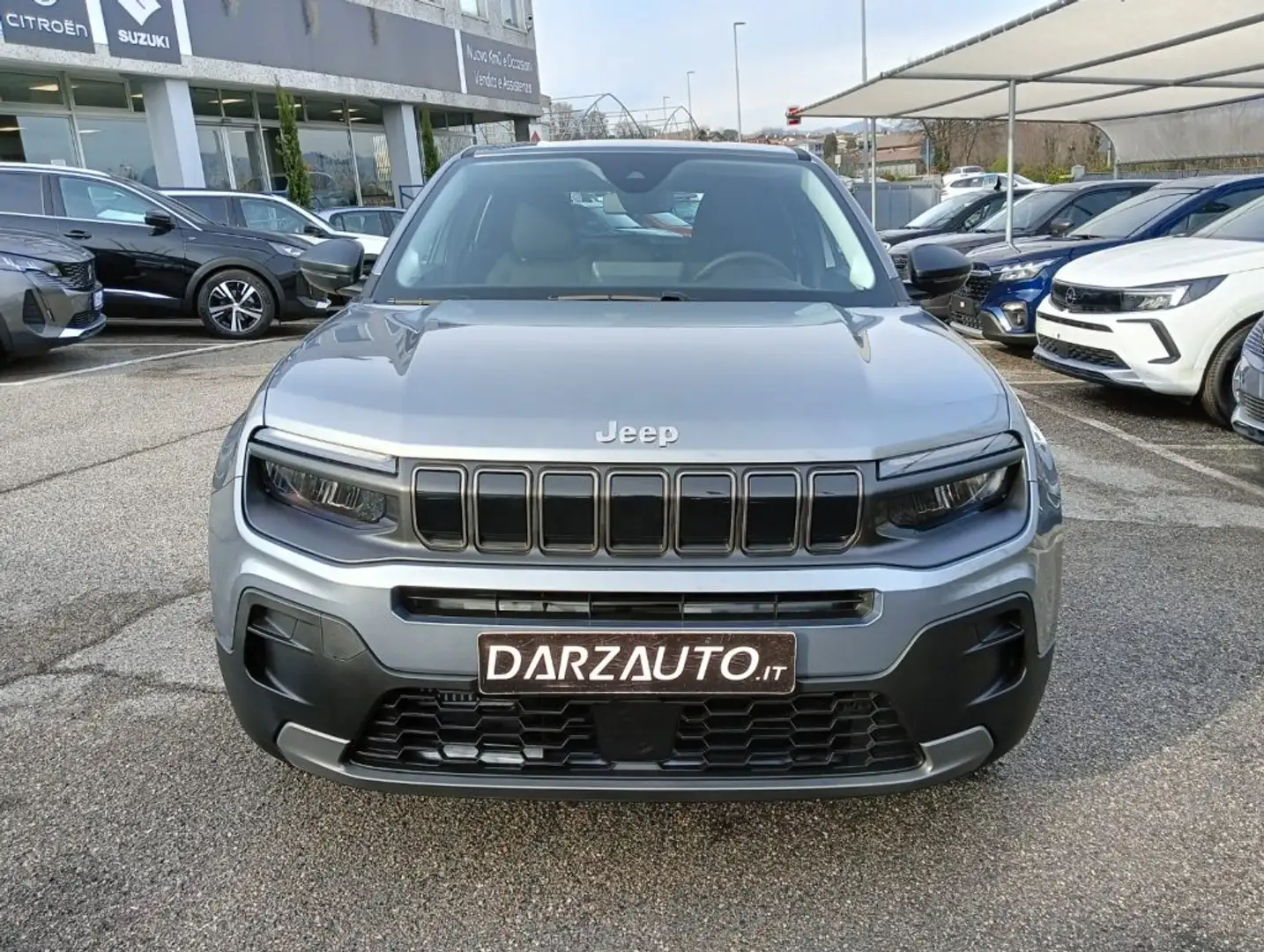 Jeep Avenger Gpl/B Autocarro 100Cv Longitude N1 Gris - 2