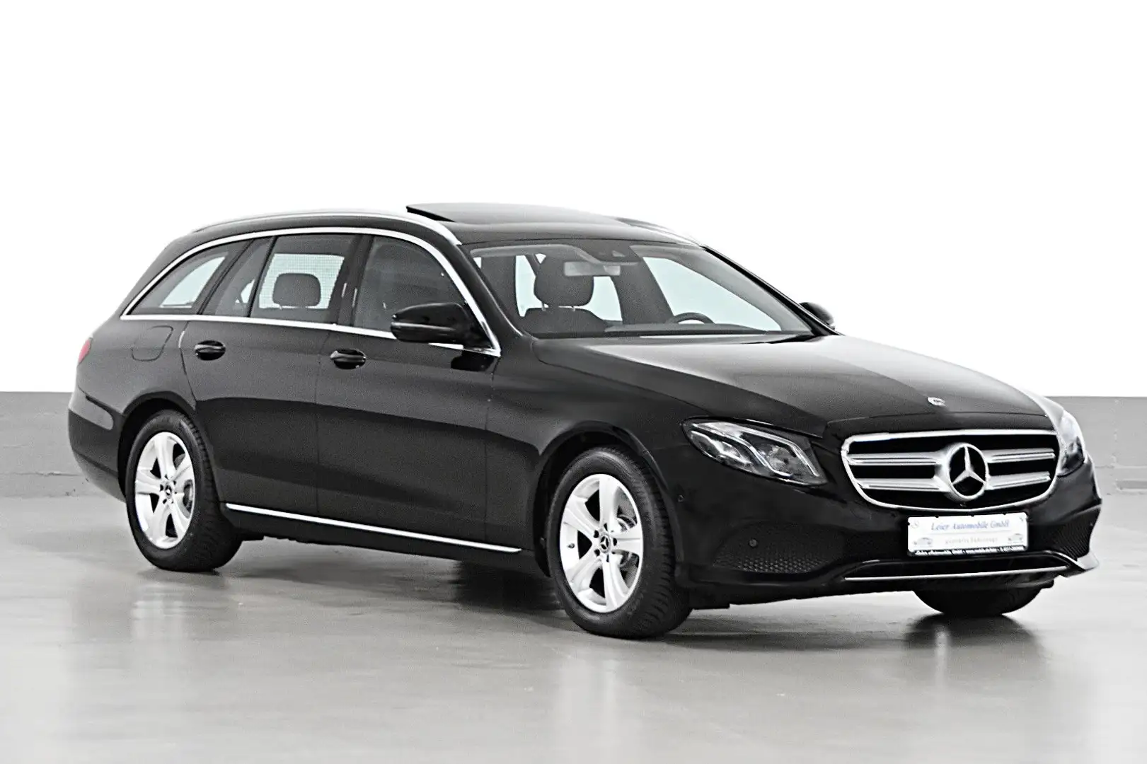 Mercedes-Benz E 200 T CGI 4-MATIC 9G-TRONIC AVANTGARDE Noir - 1