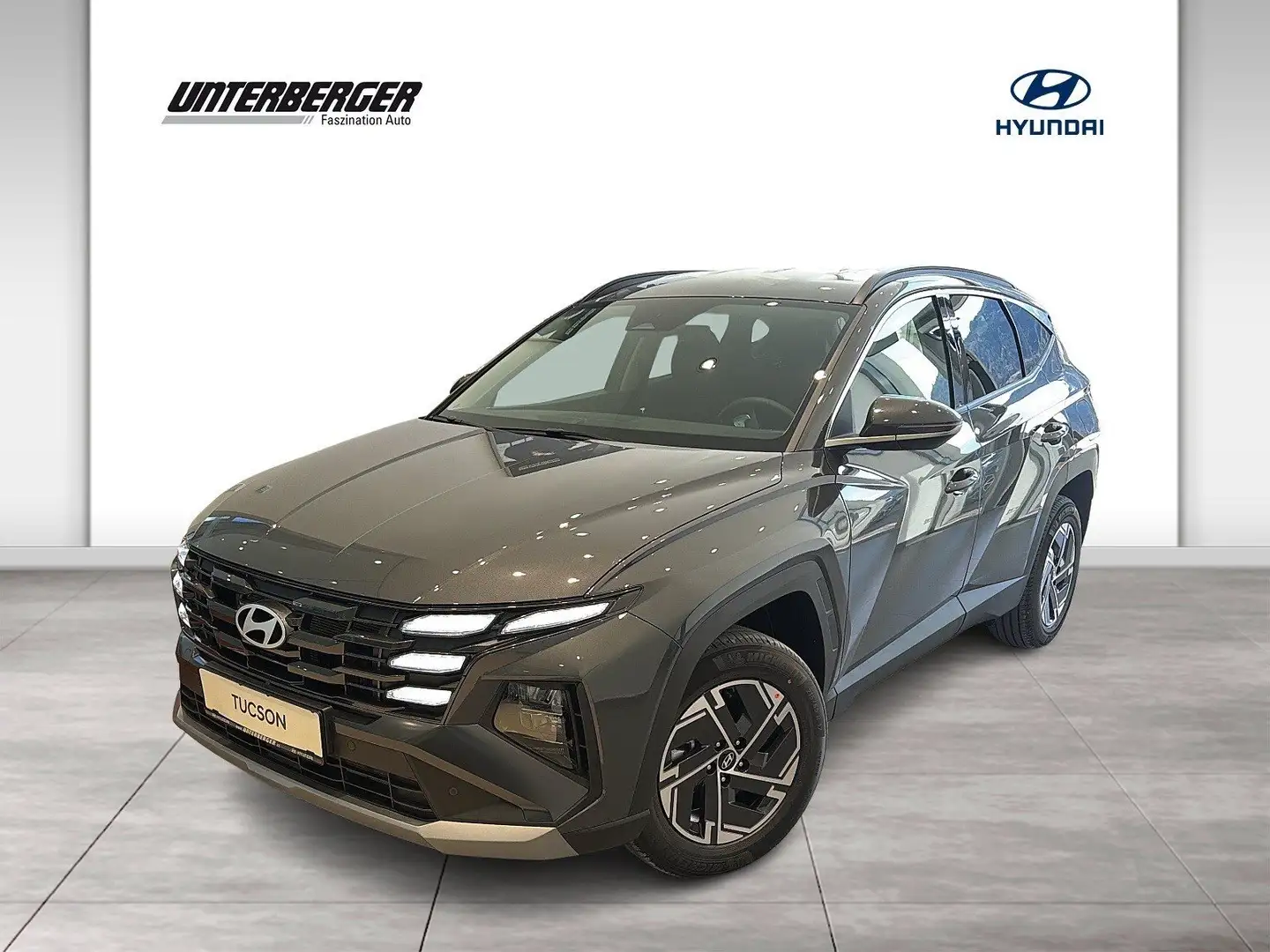 Hyundai TUCSON NX4 Jubile 1,6 T-GDi HEV 2WD AT t6hj1 abz. Superbo Grau - 1